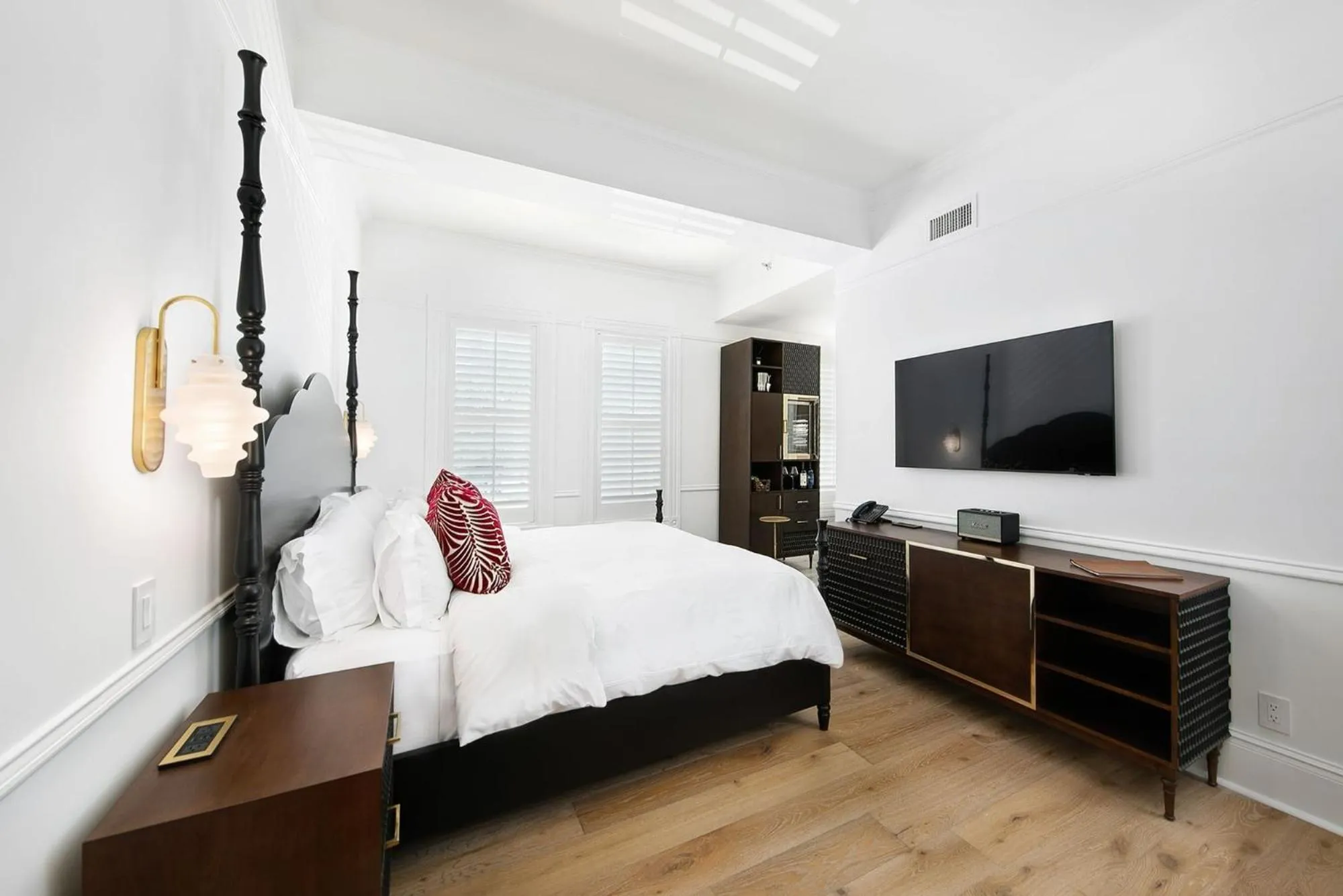 Bed in Fairmount Hotel