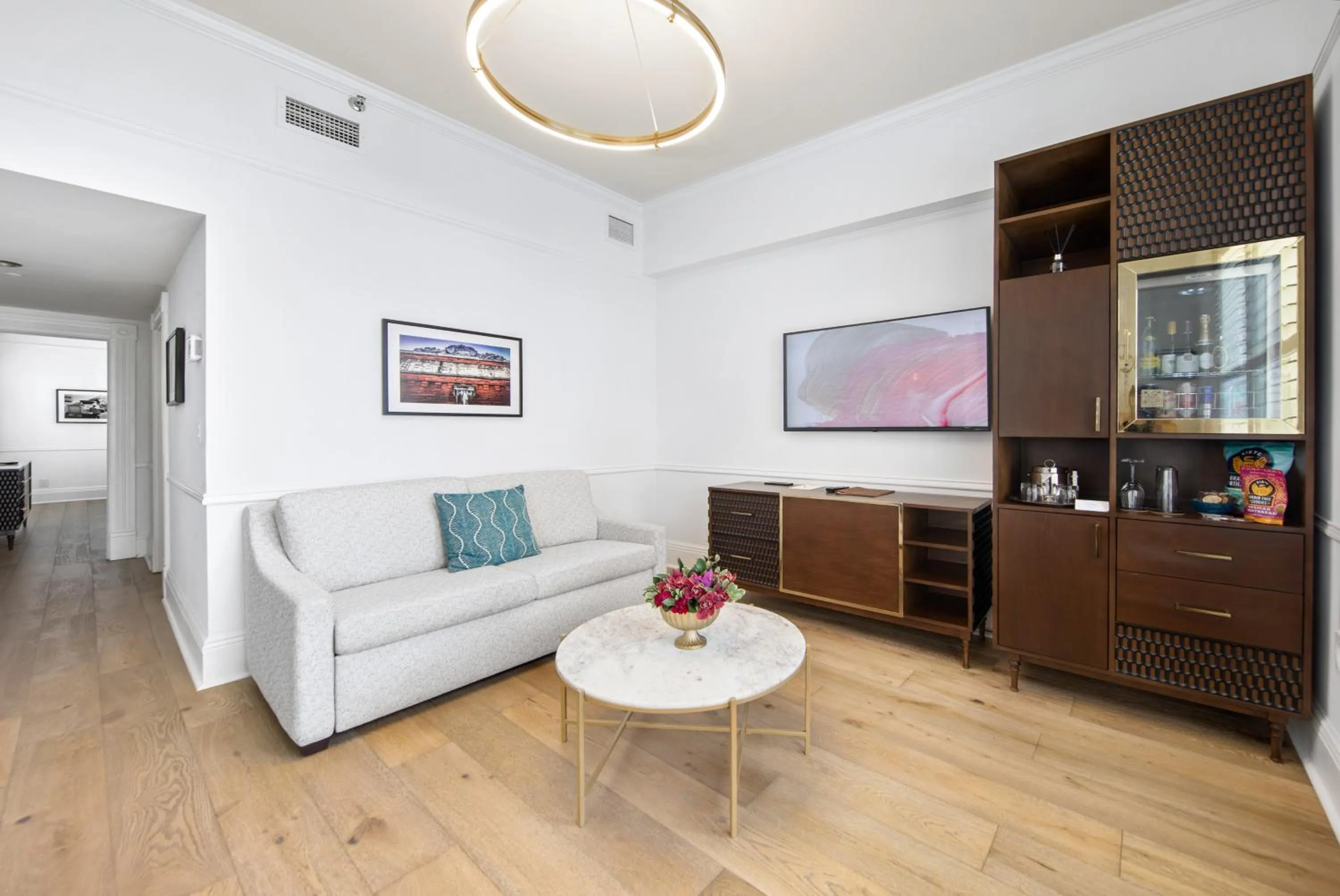 TV and multimedia in Fairmount Hotel