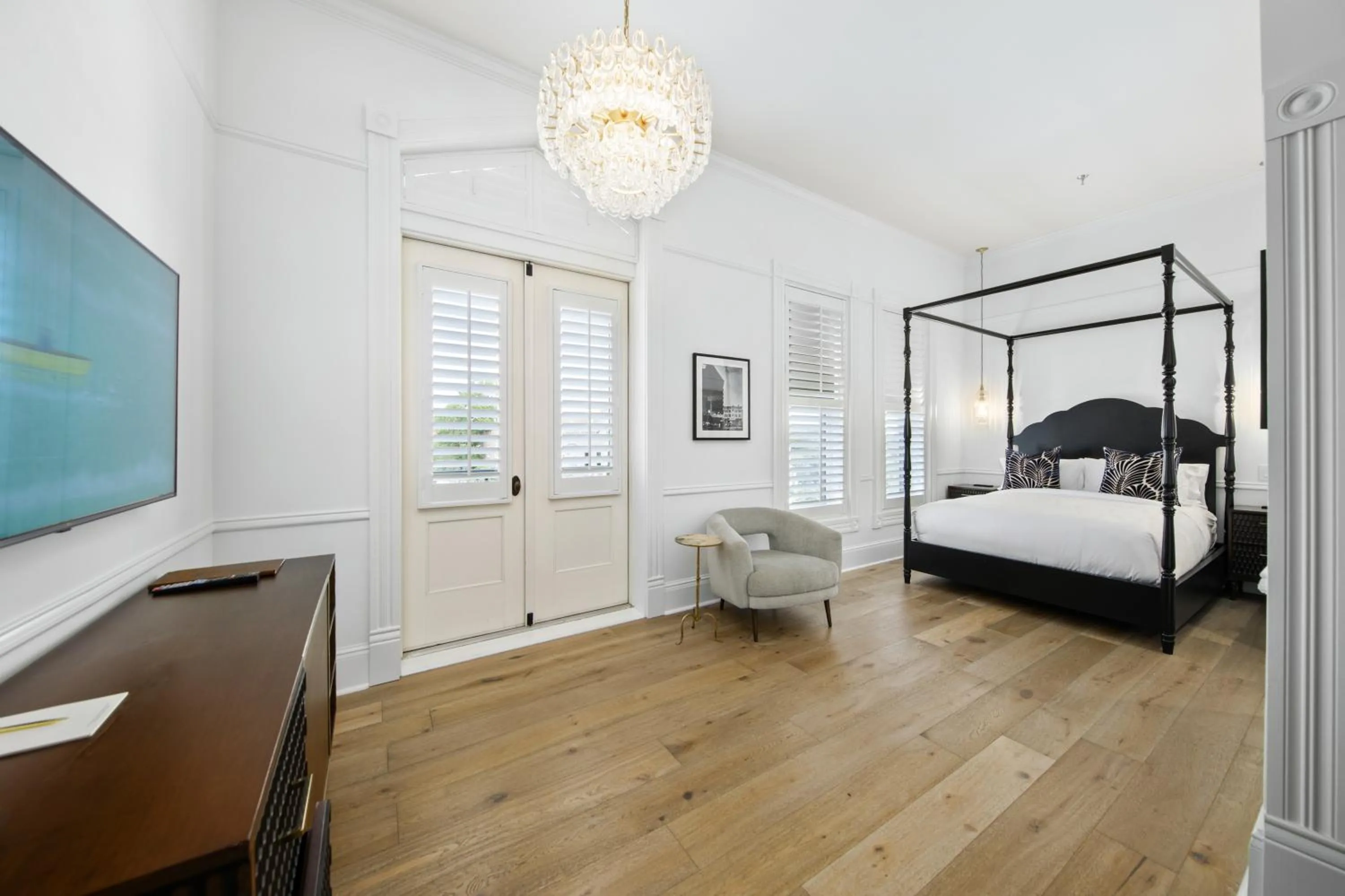 Bed in Fairmount Hotel