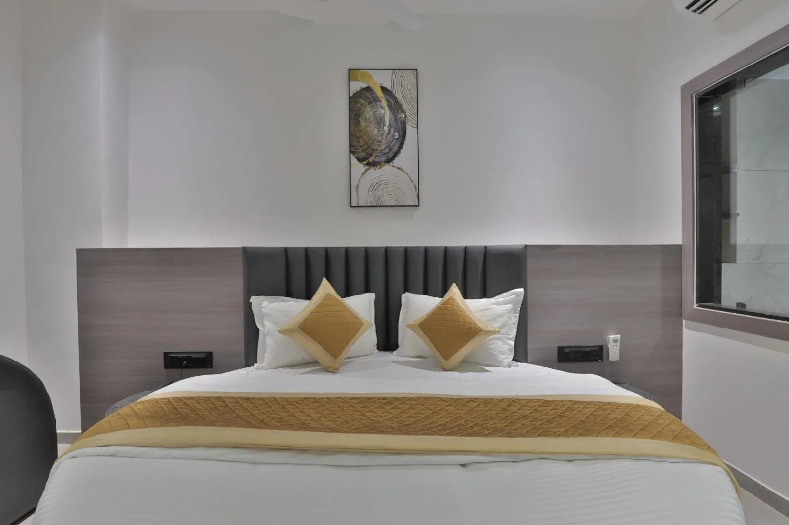 Bedroom in Hotel Legacy