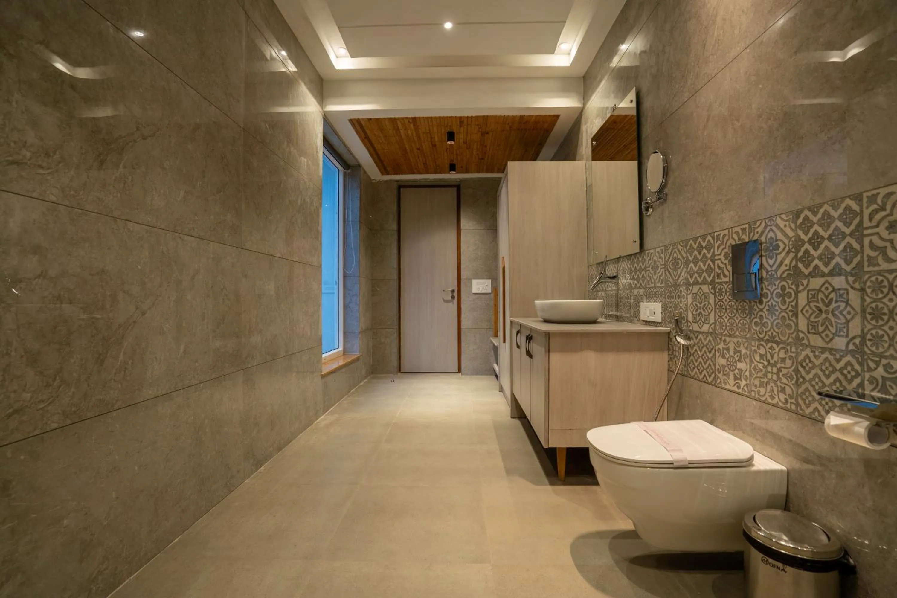 Bathroom in Evara Spa & Resort