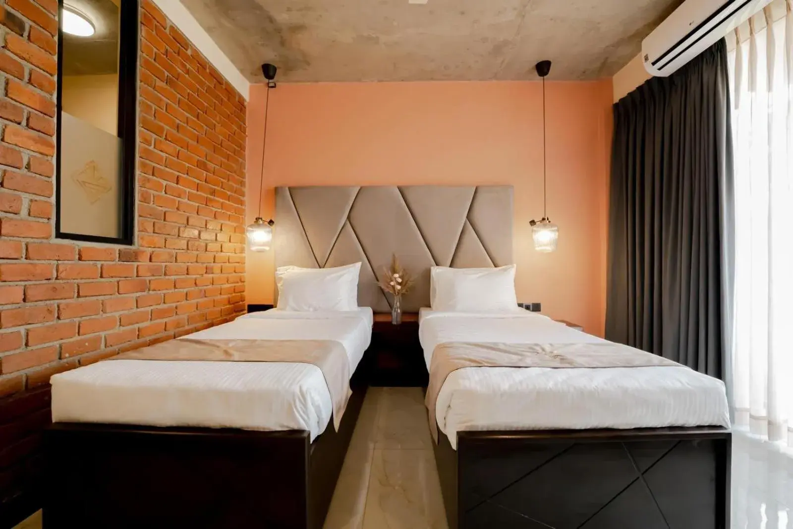 Superior Double or Twin Room - single occupancy in Limeshine - Airport Transit Hotels & Residences Superior Double or Twin Room - single occupancy in Limeshine - Airport Transit Hotels & Residences