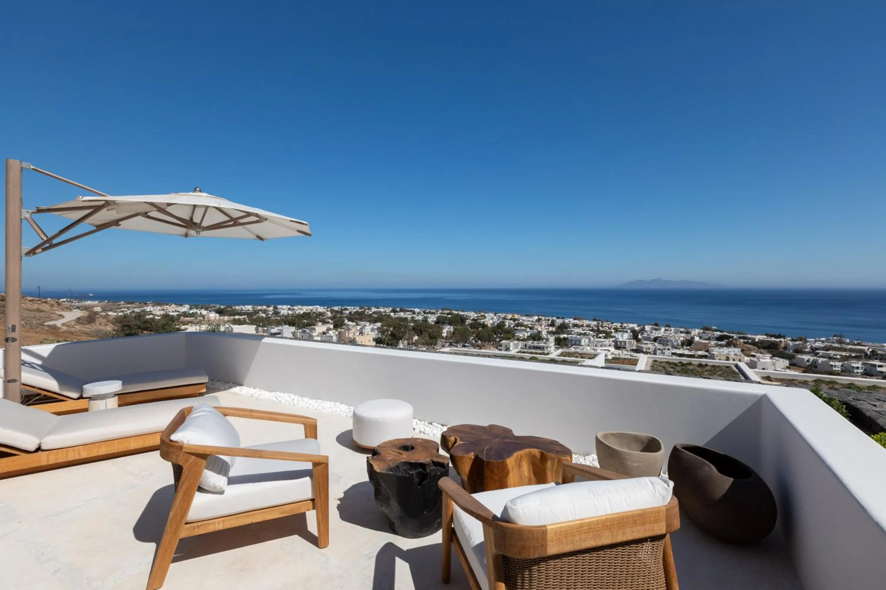 Balcony/Terrace in Sandblu Santorini, LXR Hotels & Resorts