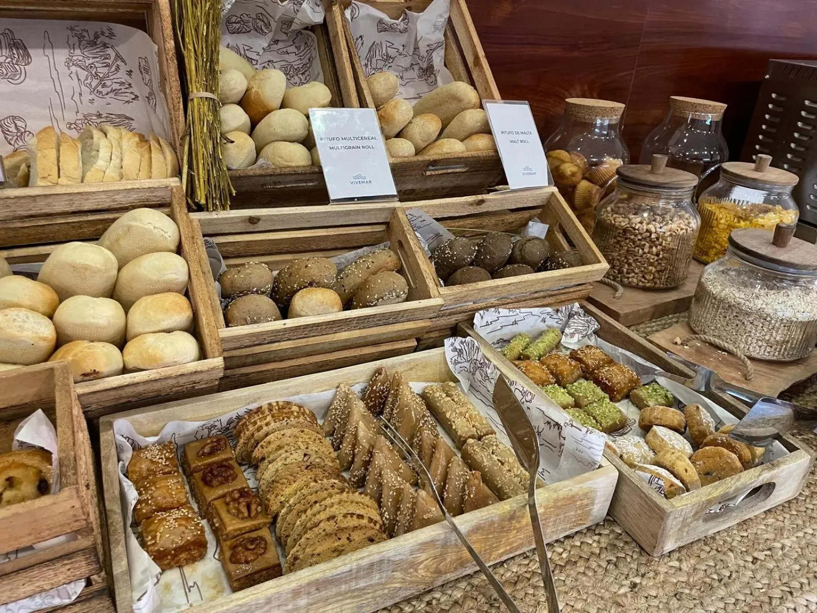 Restaurant/places to eat in Hotel ViveMar