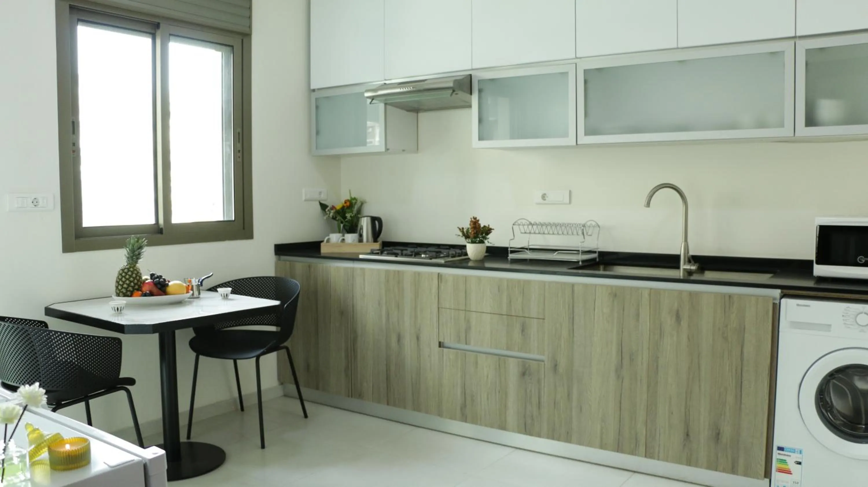Kitchen or kitchenette in Tilia Hotel Beirut