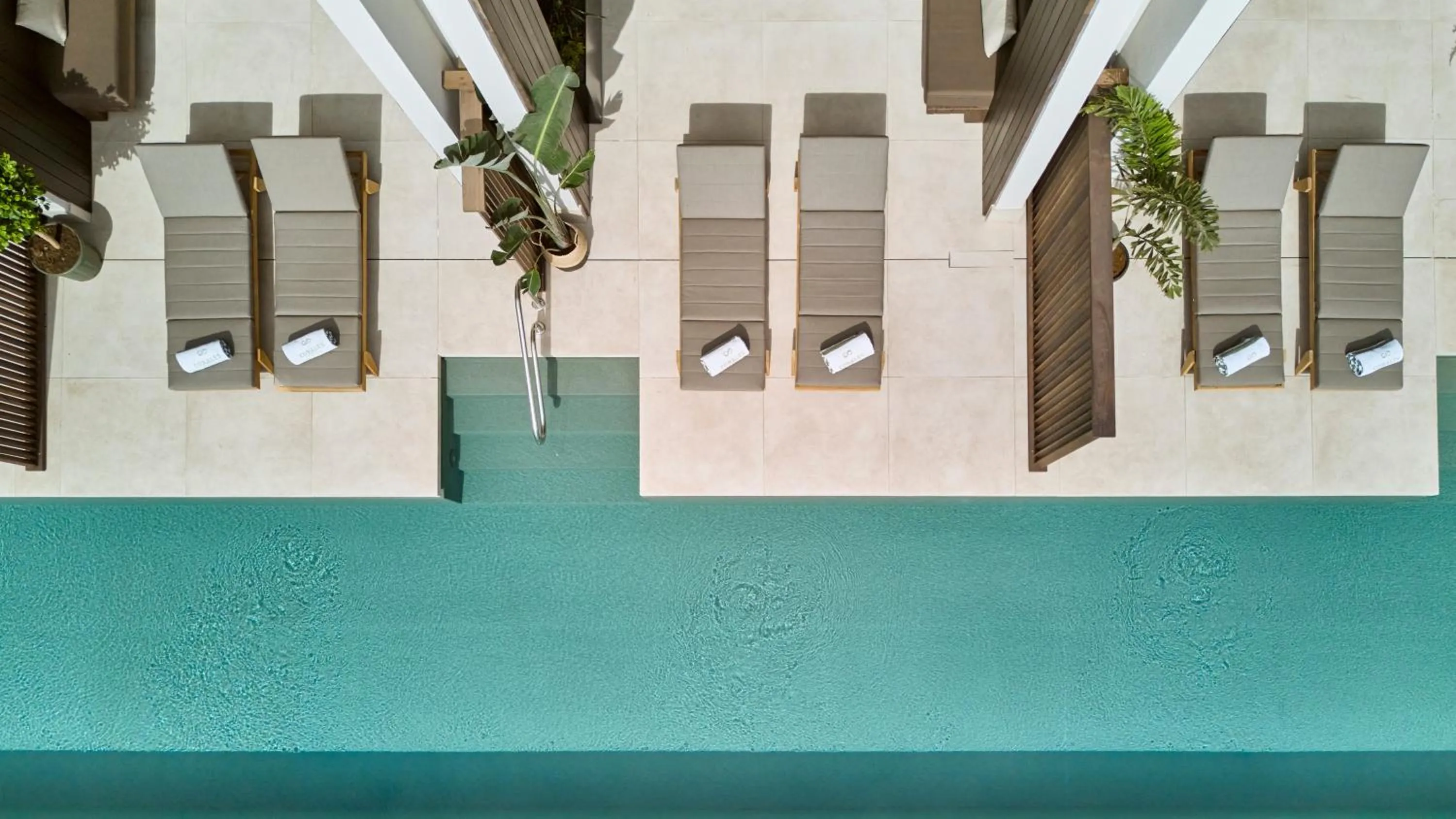 Swimming pool in Royal Hideaway Corales Villas