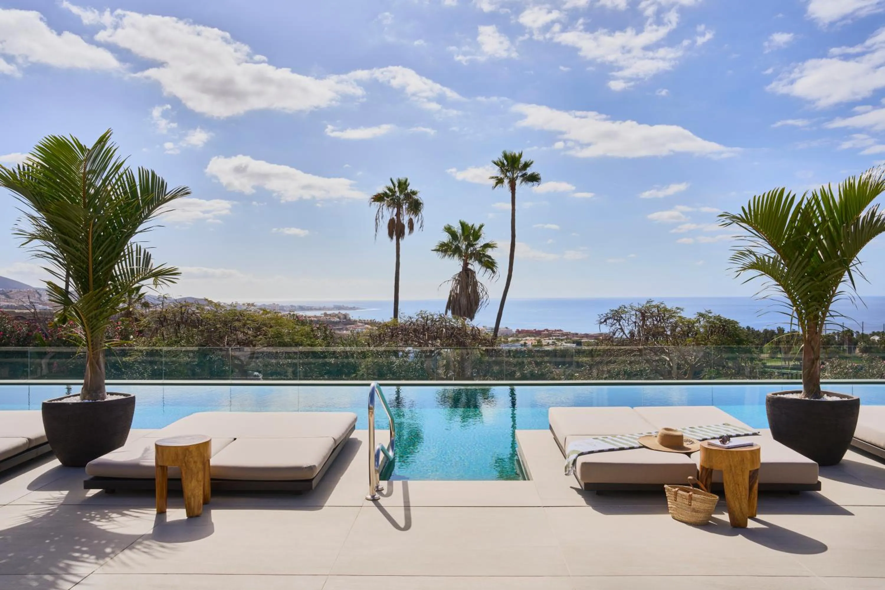 Swimming pool in Royal Hideaway Corales Villas