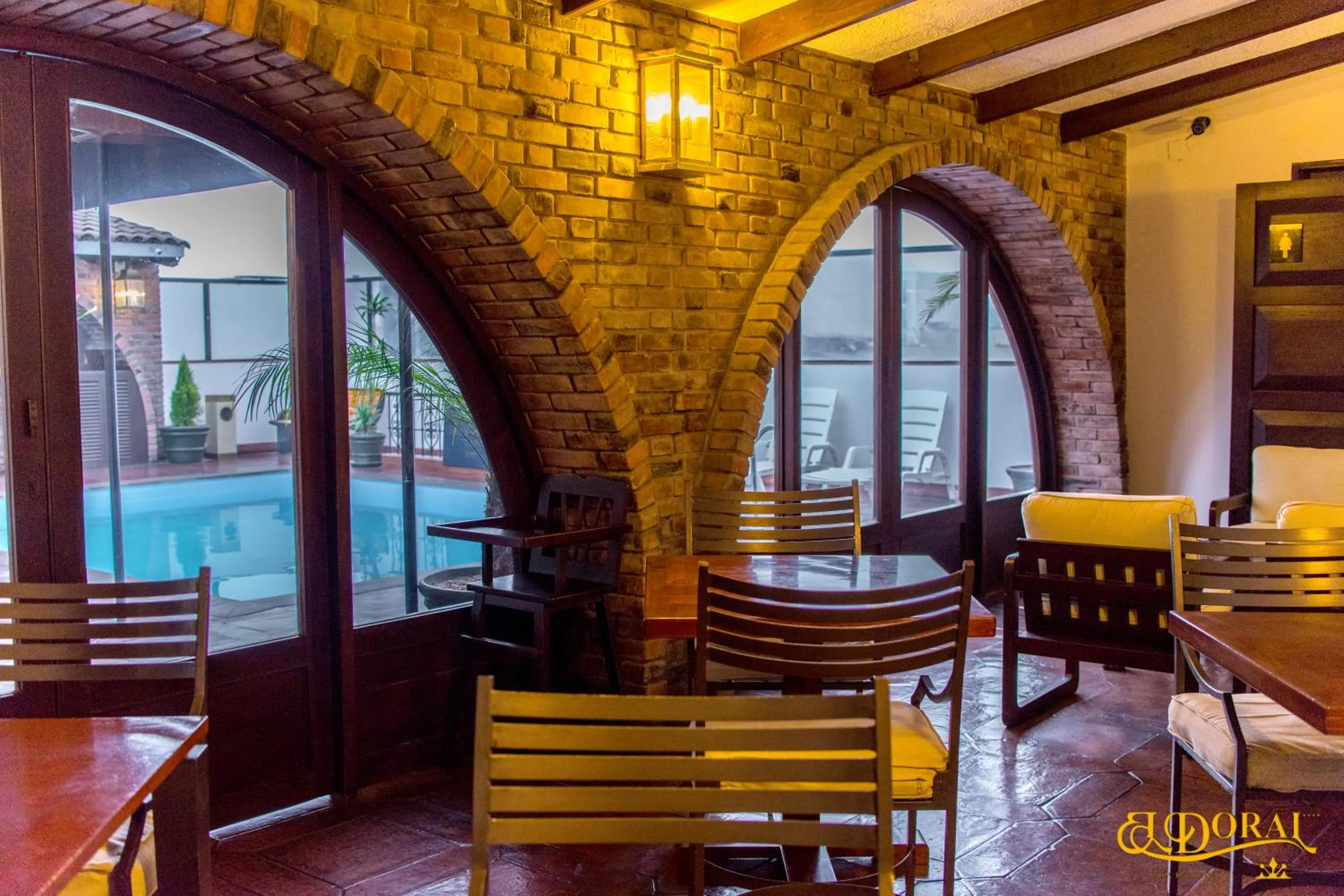 Area and facilities in Apart Hotel El Doral