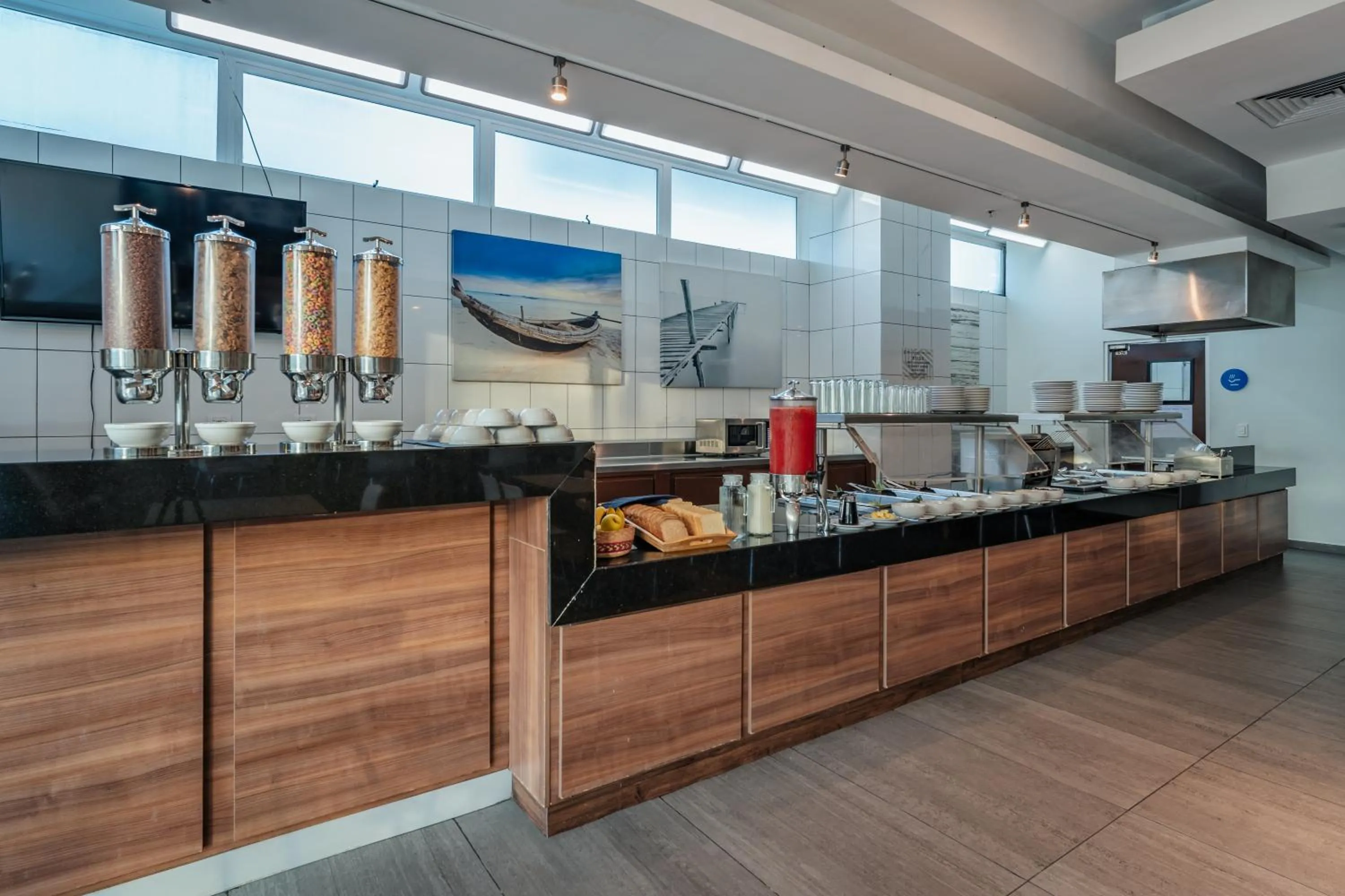 Buffet breakfast in La Venta Inn Ciudad del Carmen