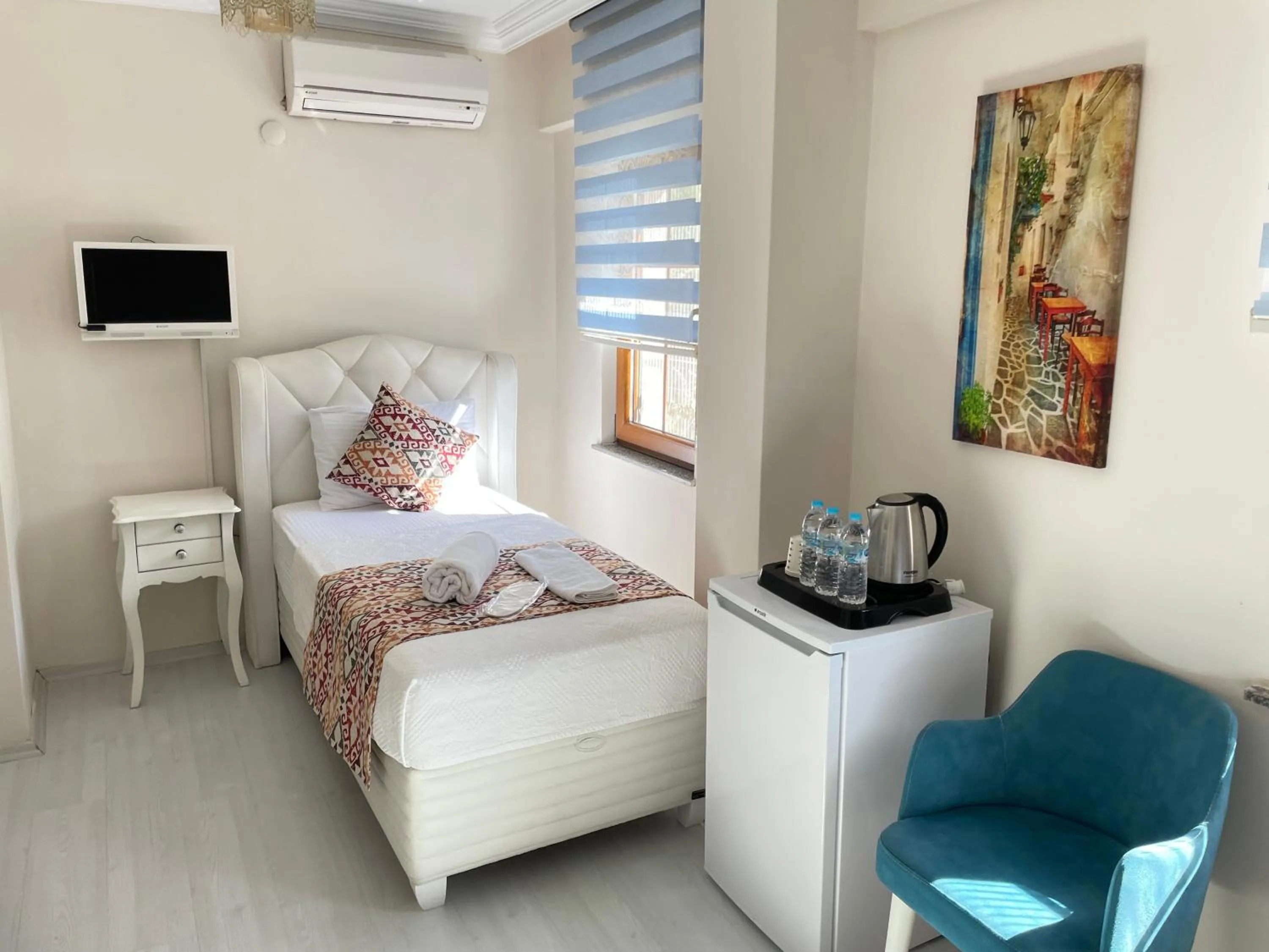 Photo of the whole room, Bed in Ada Olympos Otel