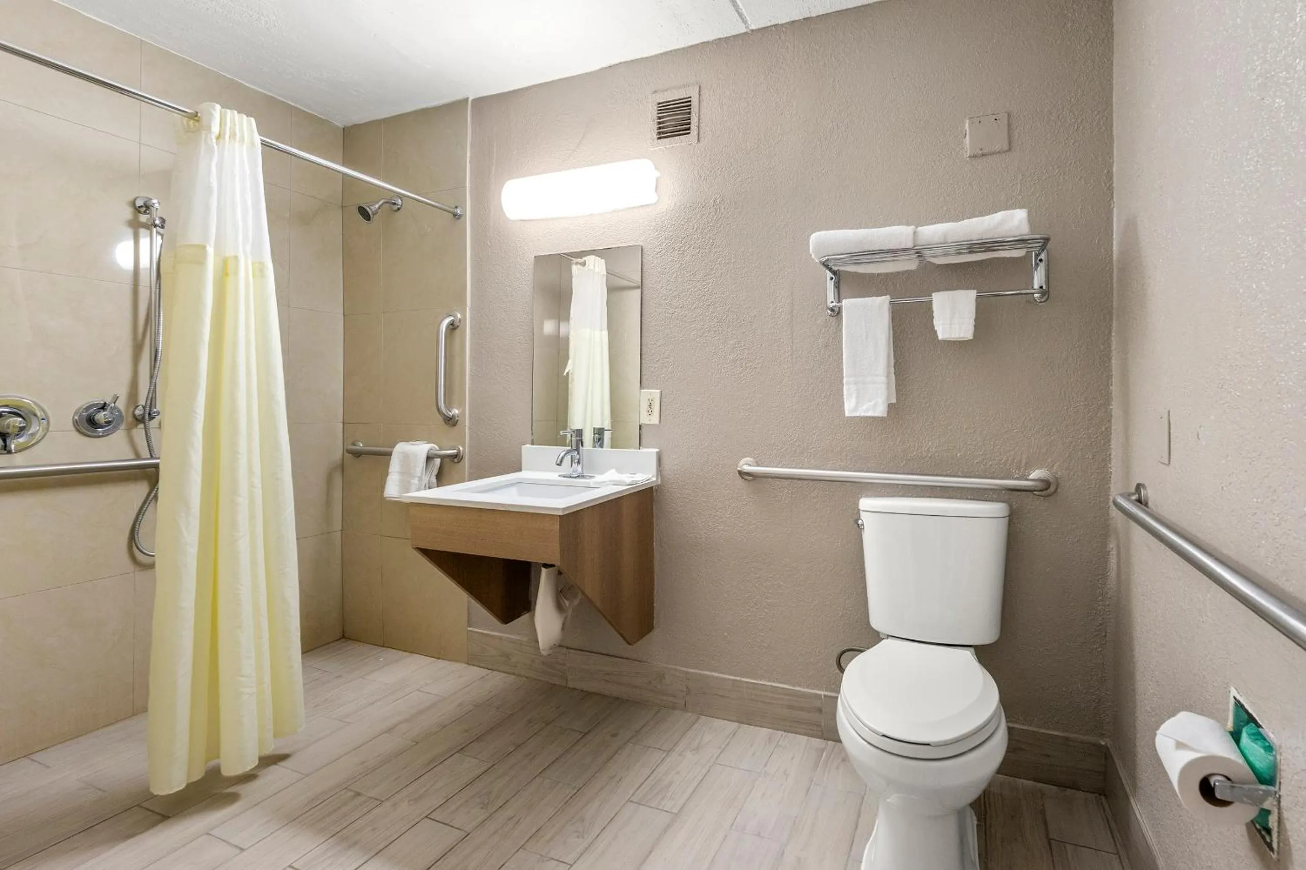 Toilet in Motel 6-Decatur, GA