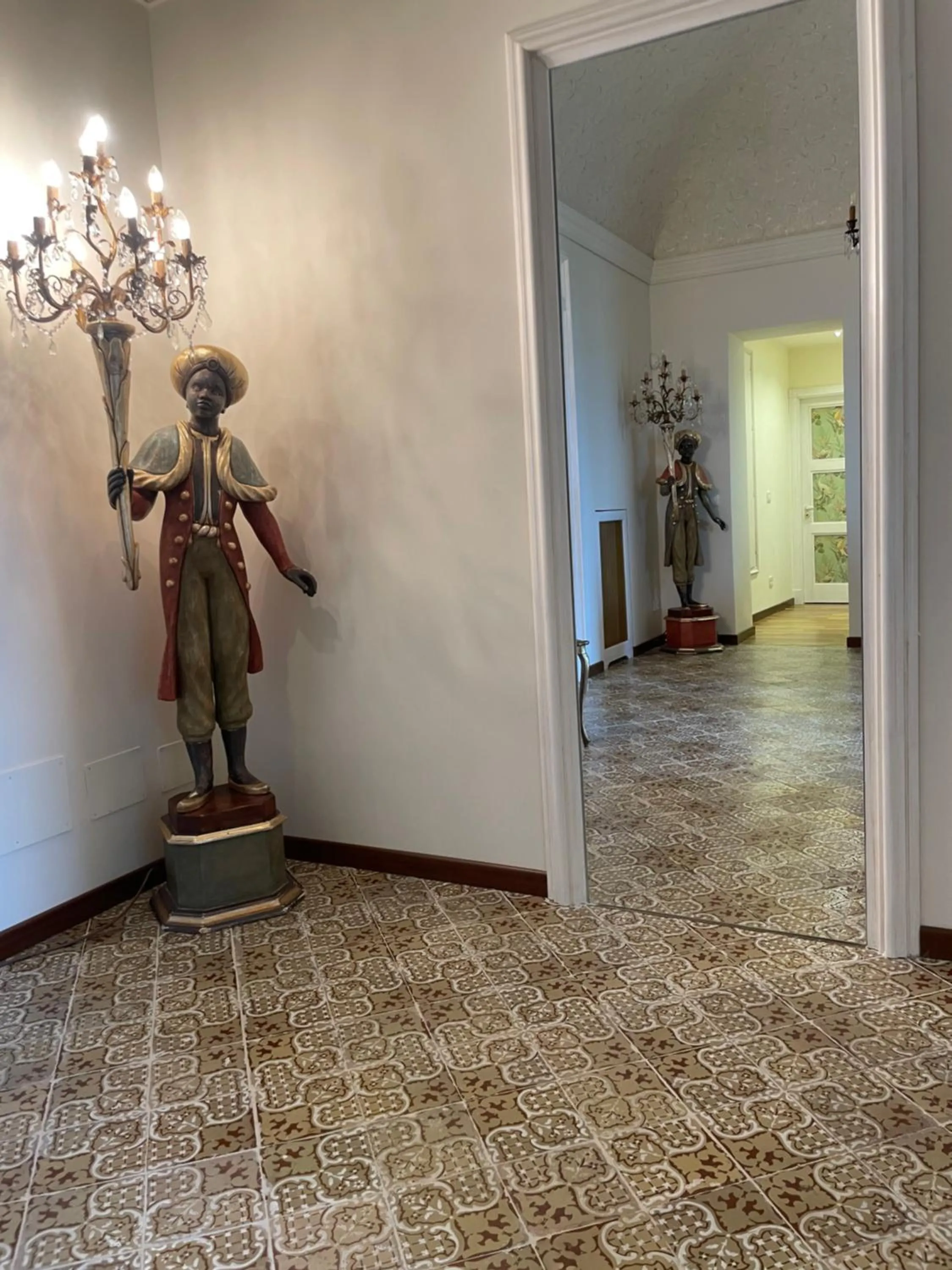 Communal lounge/ TV room in Dimora del Duomo