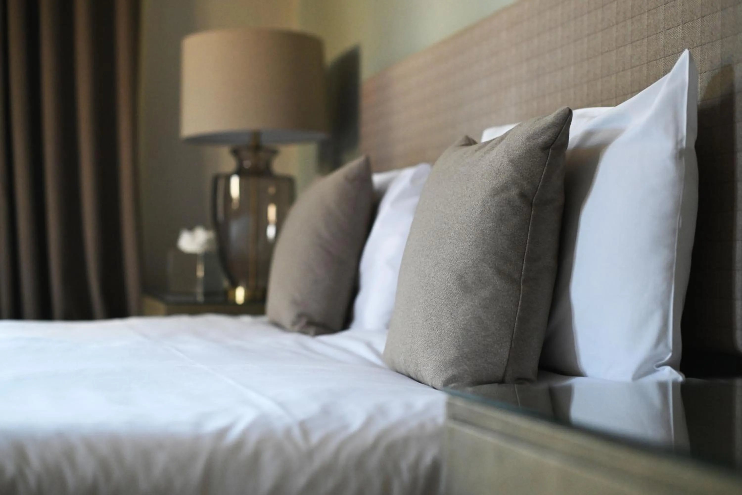 Bed in Stanton Manor Hotel