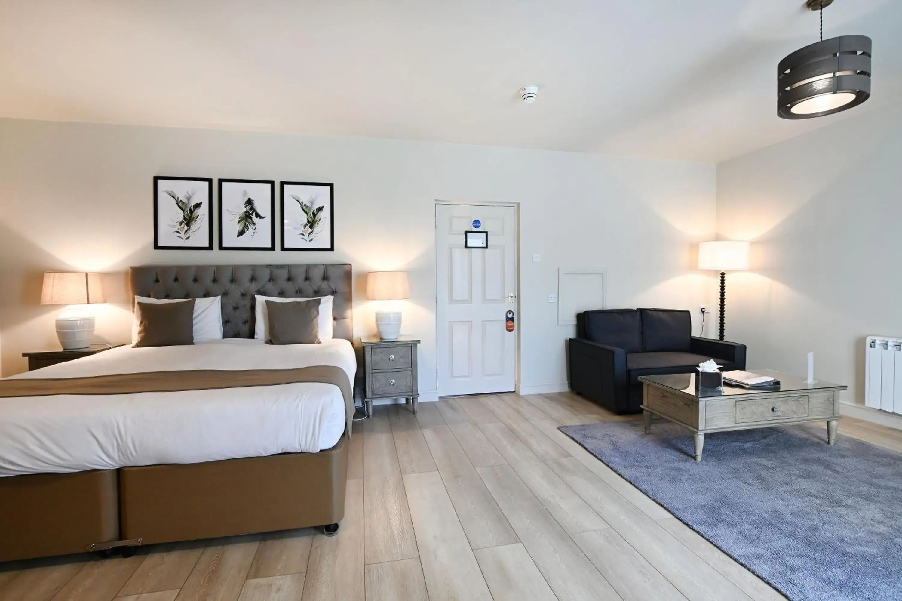 Garden Terrace Room in Stanton Manor Hotel Garden Terrace Room in Stanton Manor Hotel