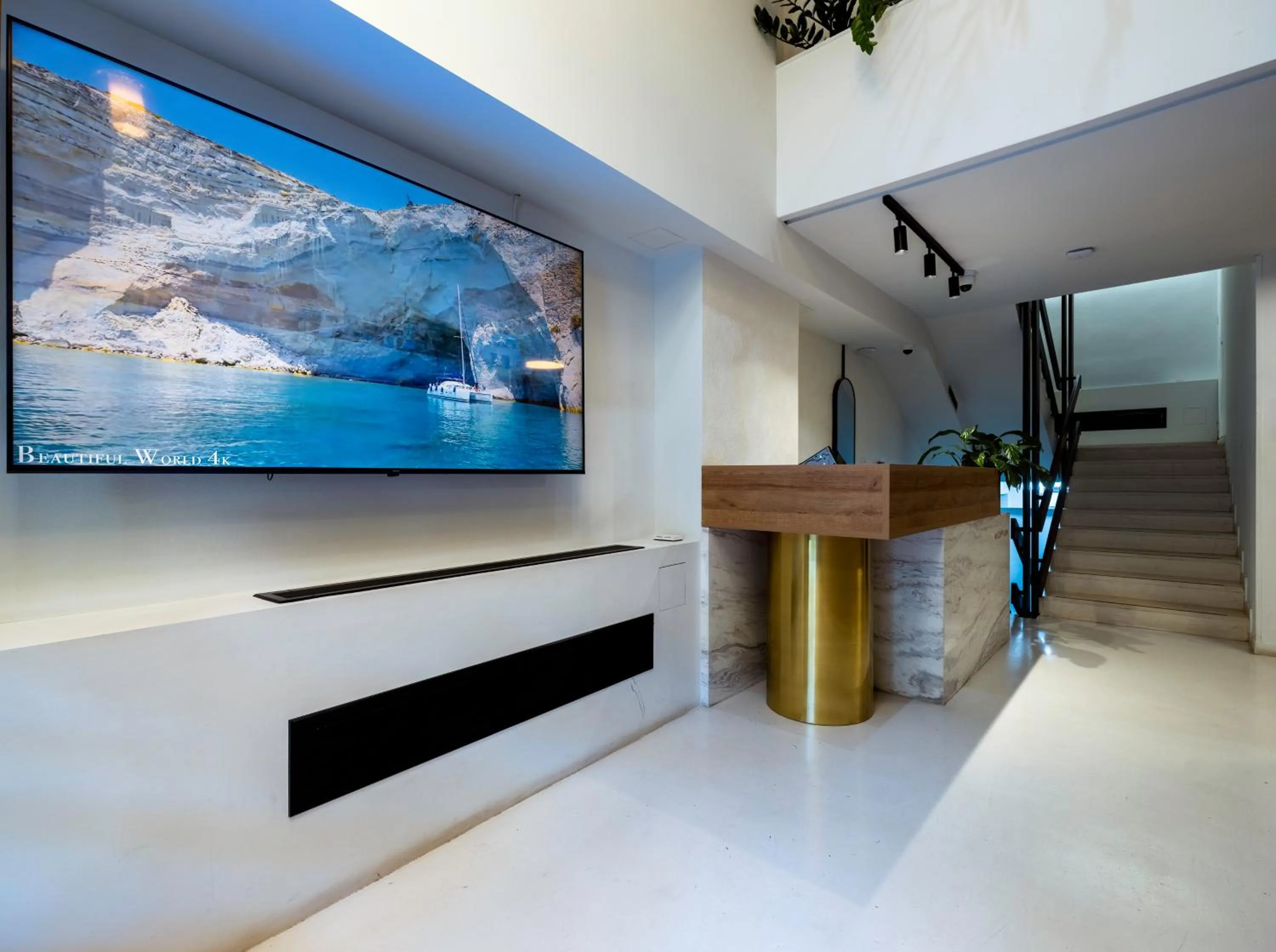 Regal Hotel Mitropoleos