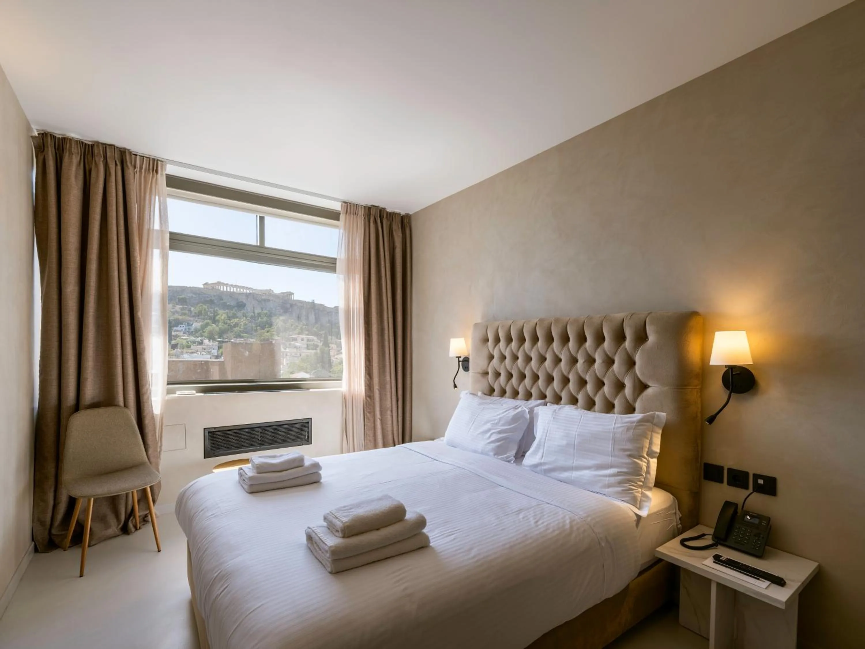 Bed in Regal Hotel Mitropoleos