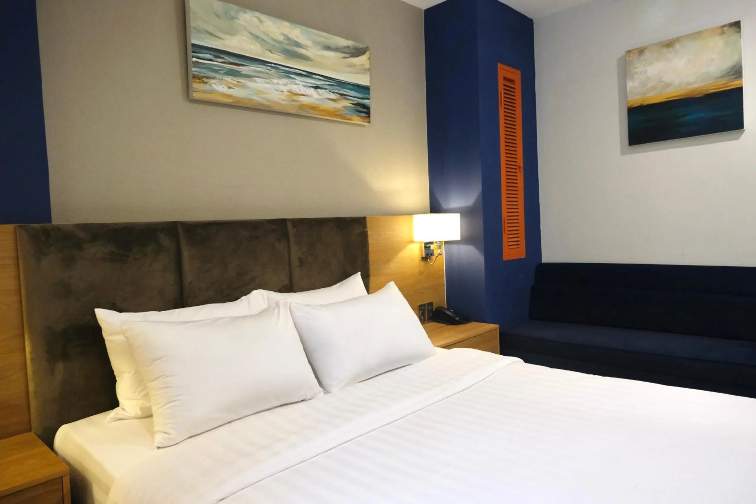 Bed in Nicecy NganHa Hotel