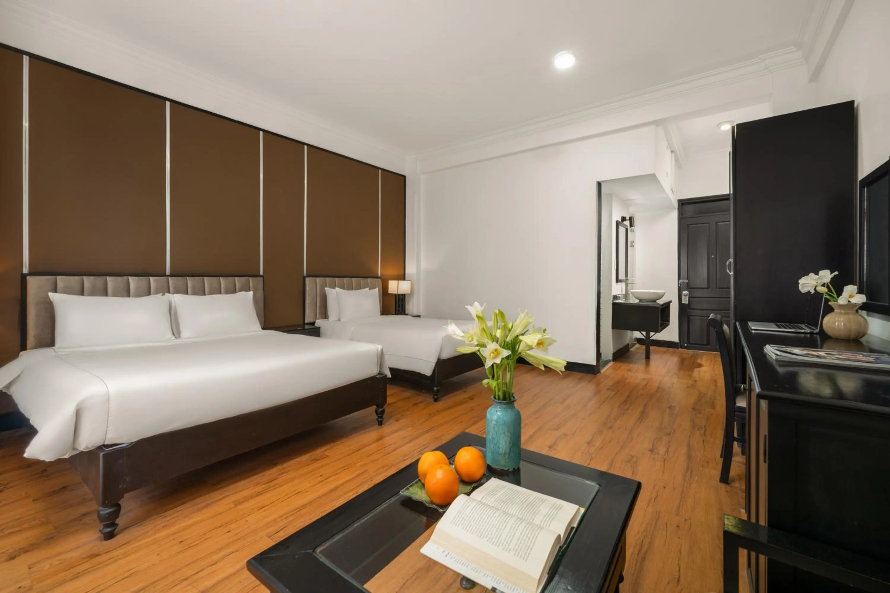 Bed in KLY Boutique Hotel Hue