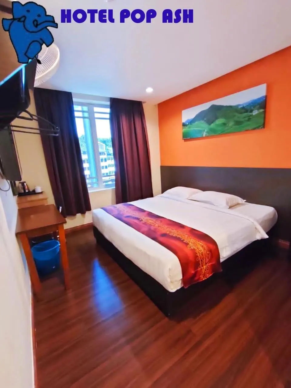 Bedroom, Bed in HOTEL POP ASH