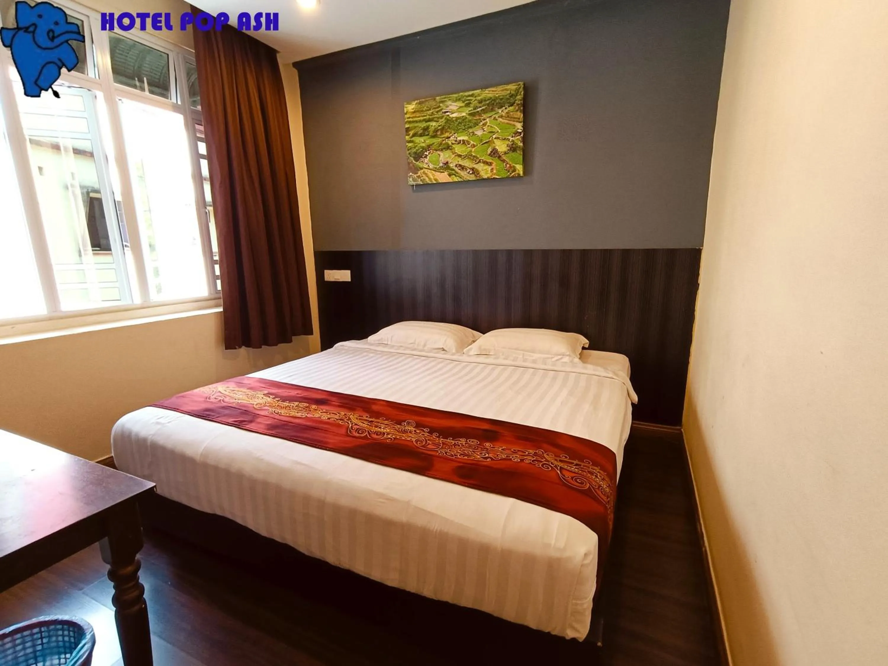 Bedroom, Bed in HOTEL POP ASH