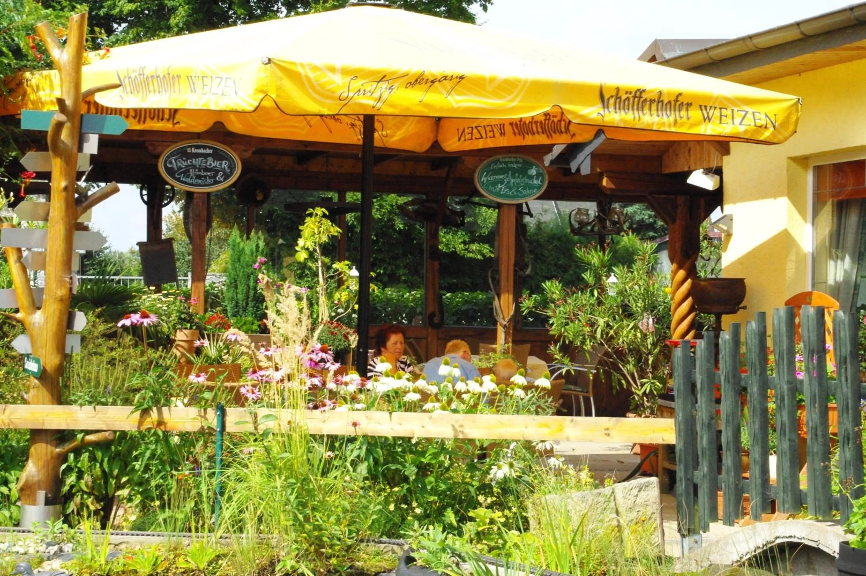 Guests in Landhotel Heidekrug