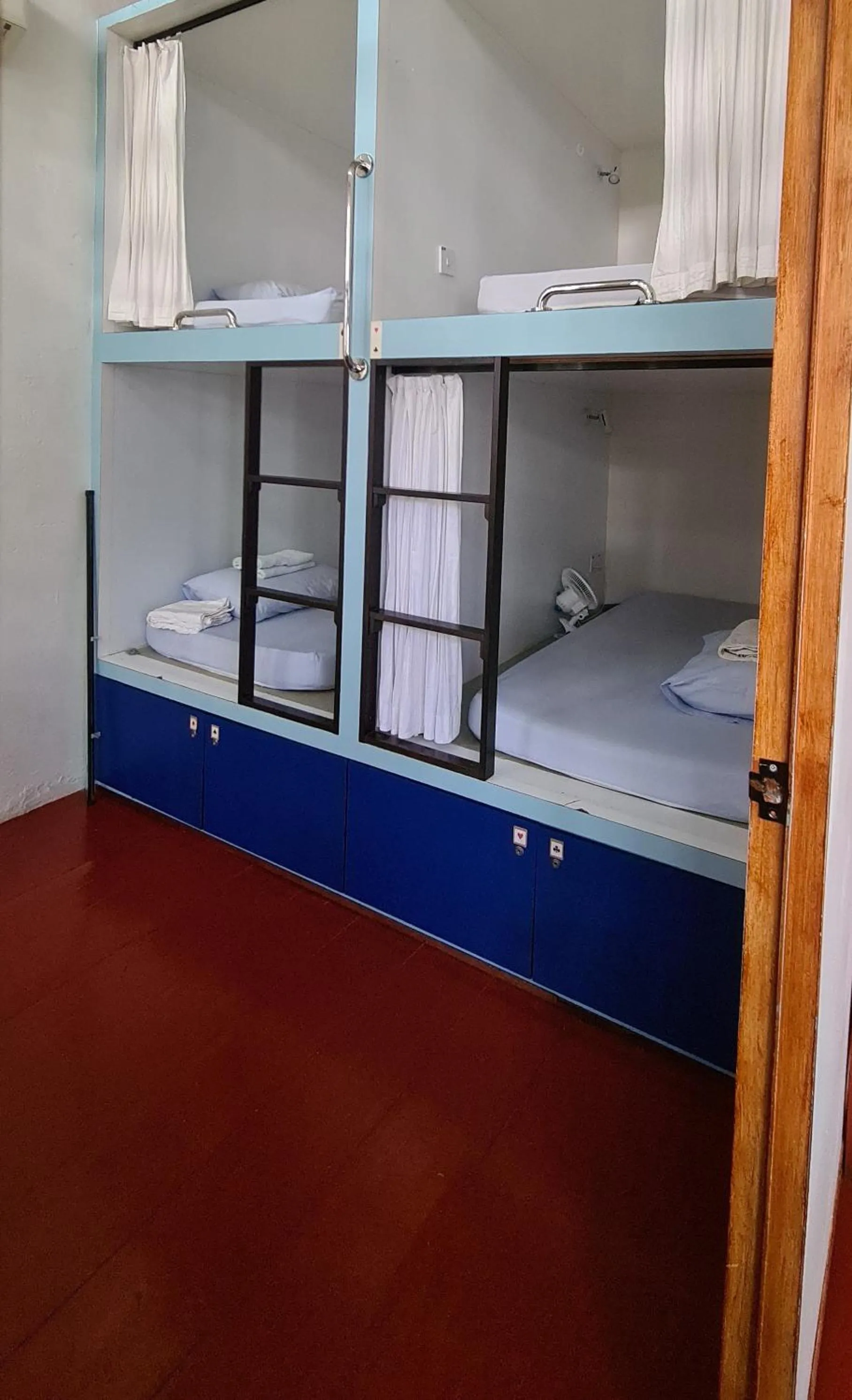 Bed in Sojourn Beds & Cafe