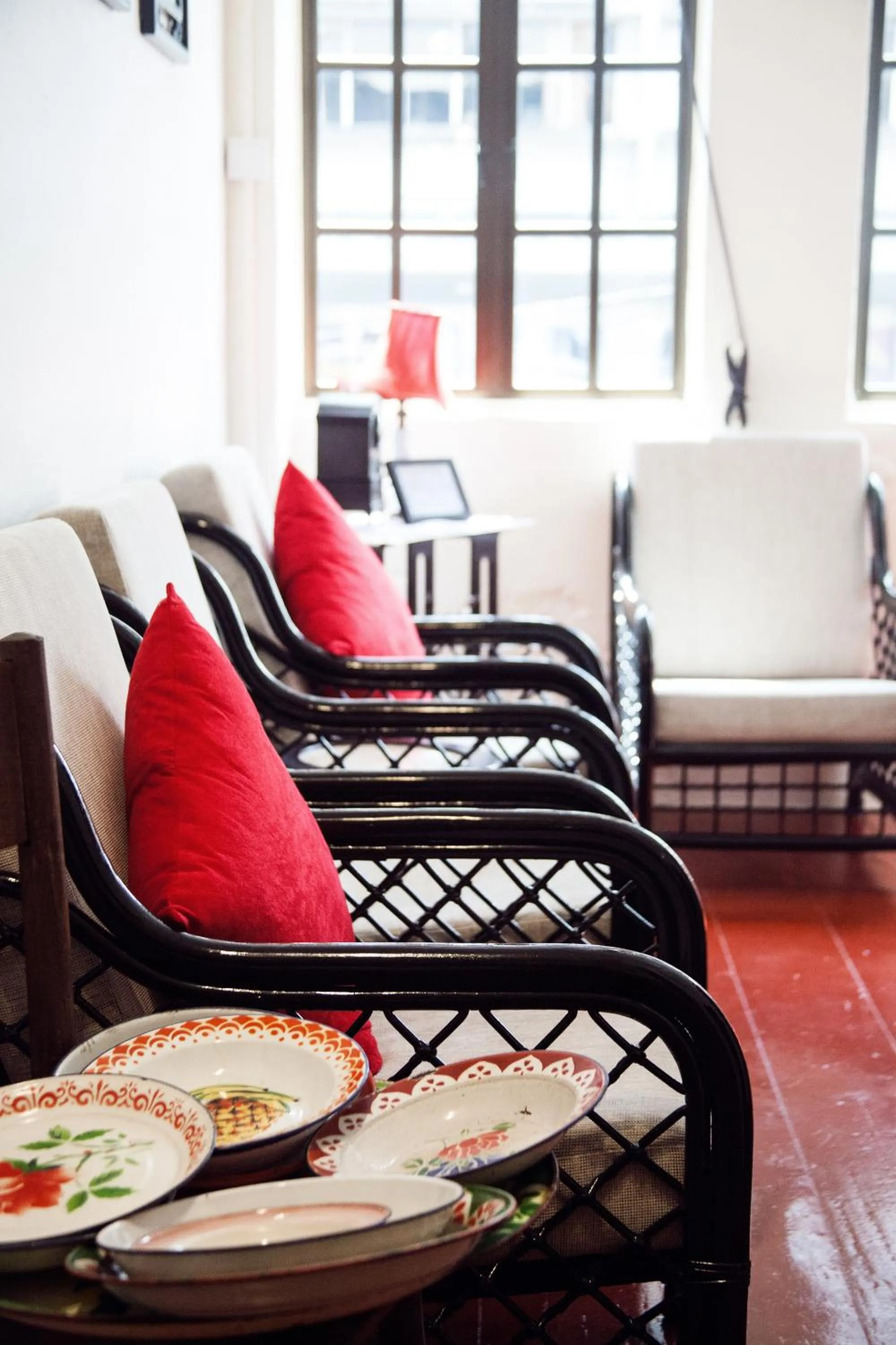 Communal lounge/ TV room in Sojourn Beds & Cafe