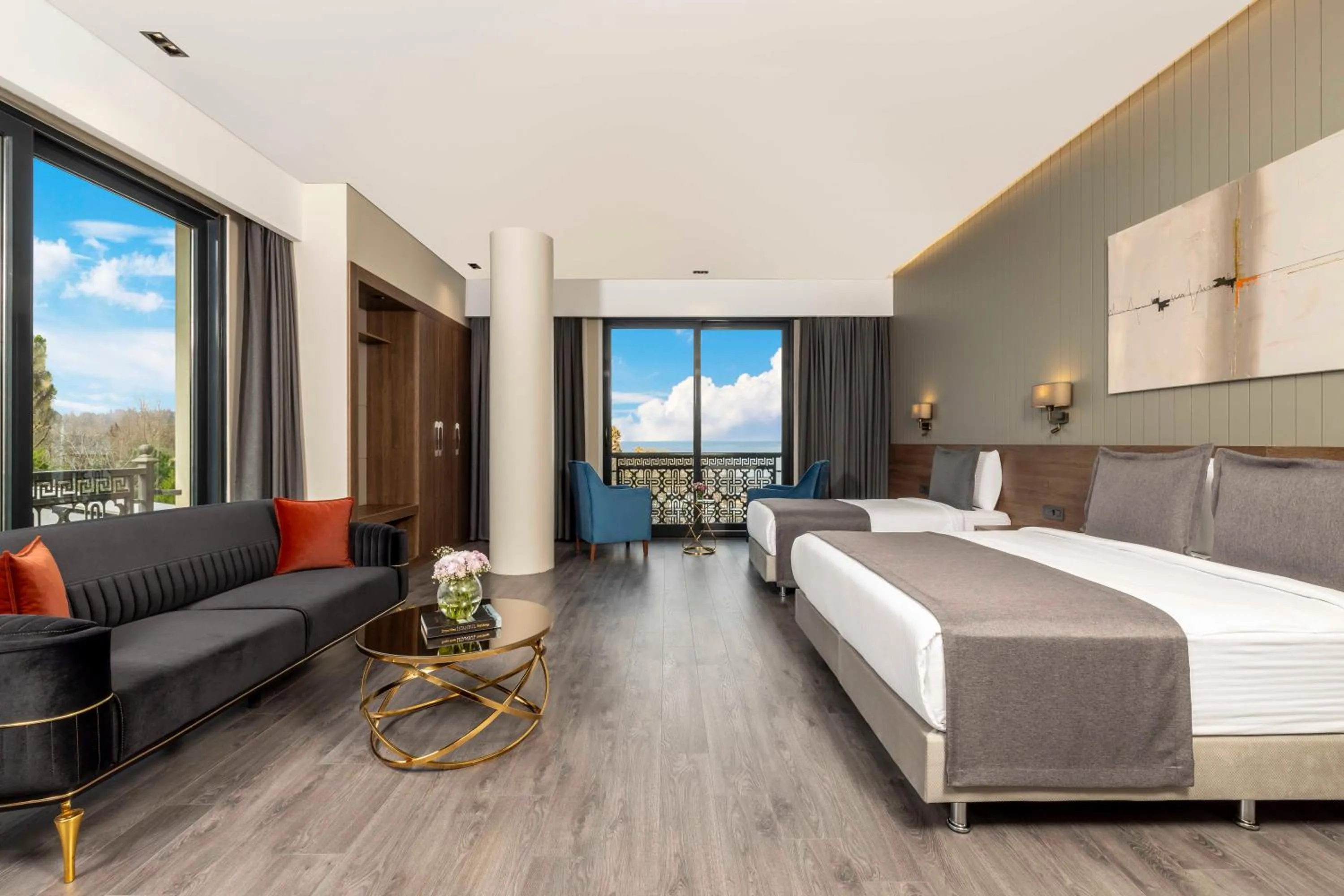 Photo of the whole room, Bed in Ezkar Bathonea Art İstanbul Hotel