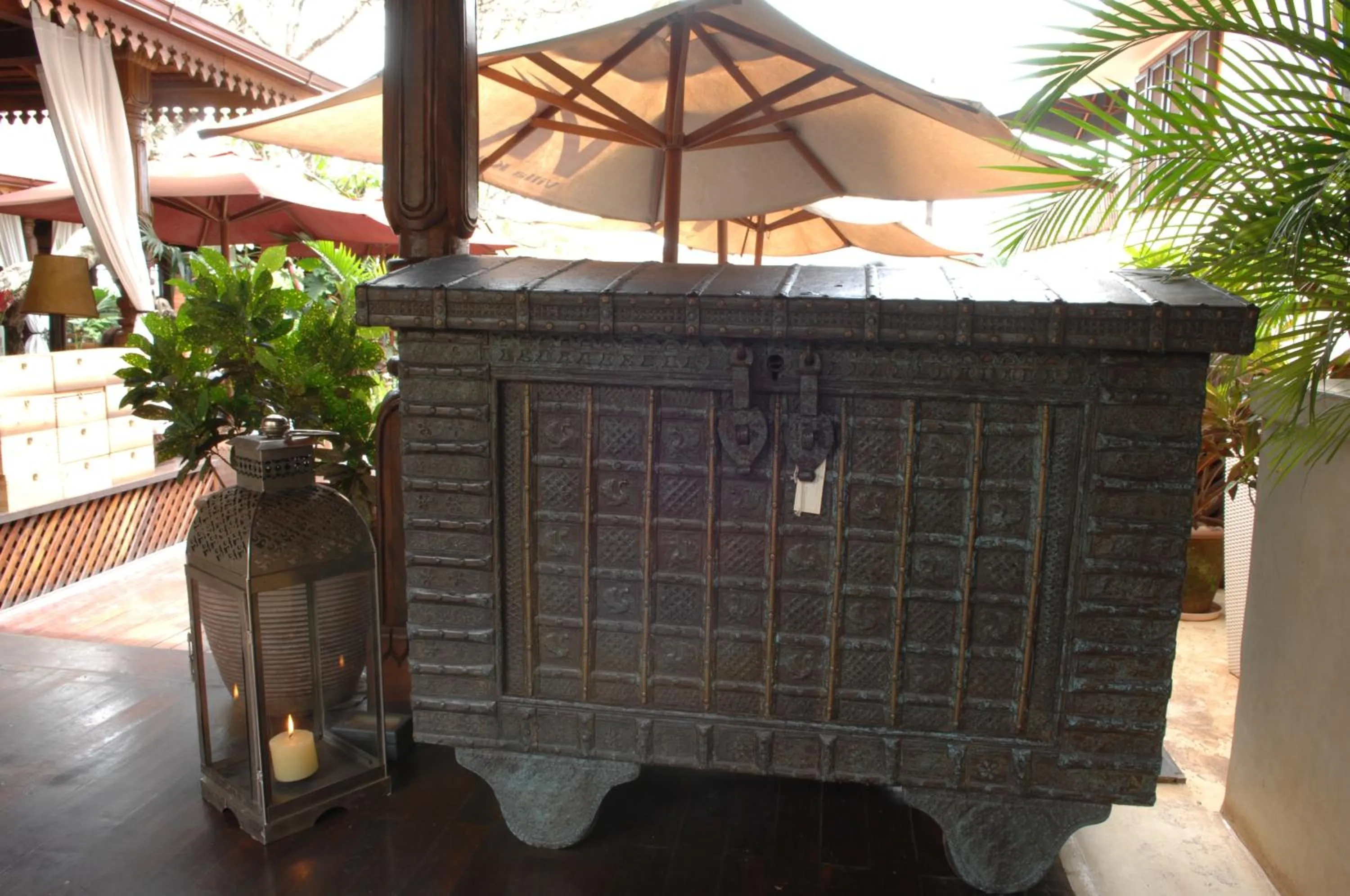 Decorative detail in Villa Kololo