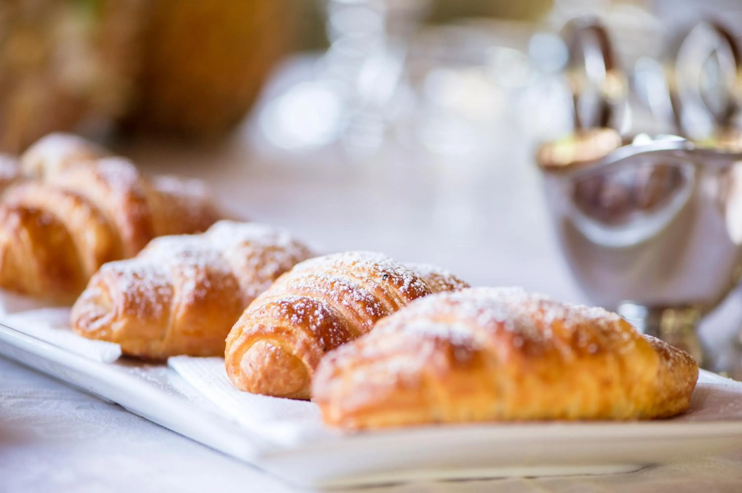 Breakfast in Villa Kololo