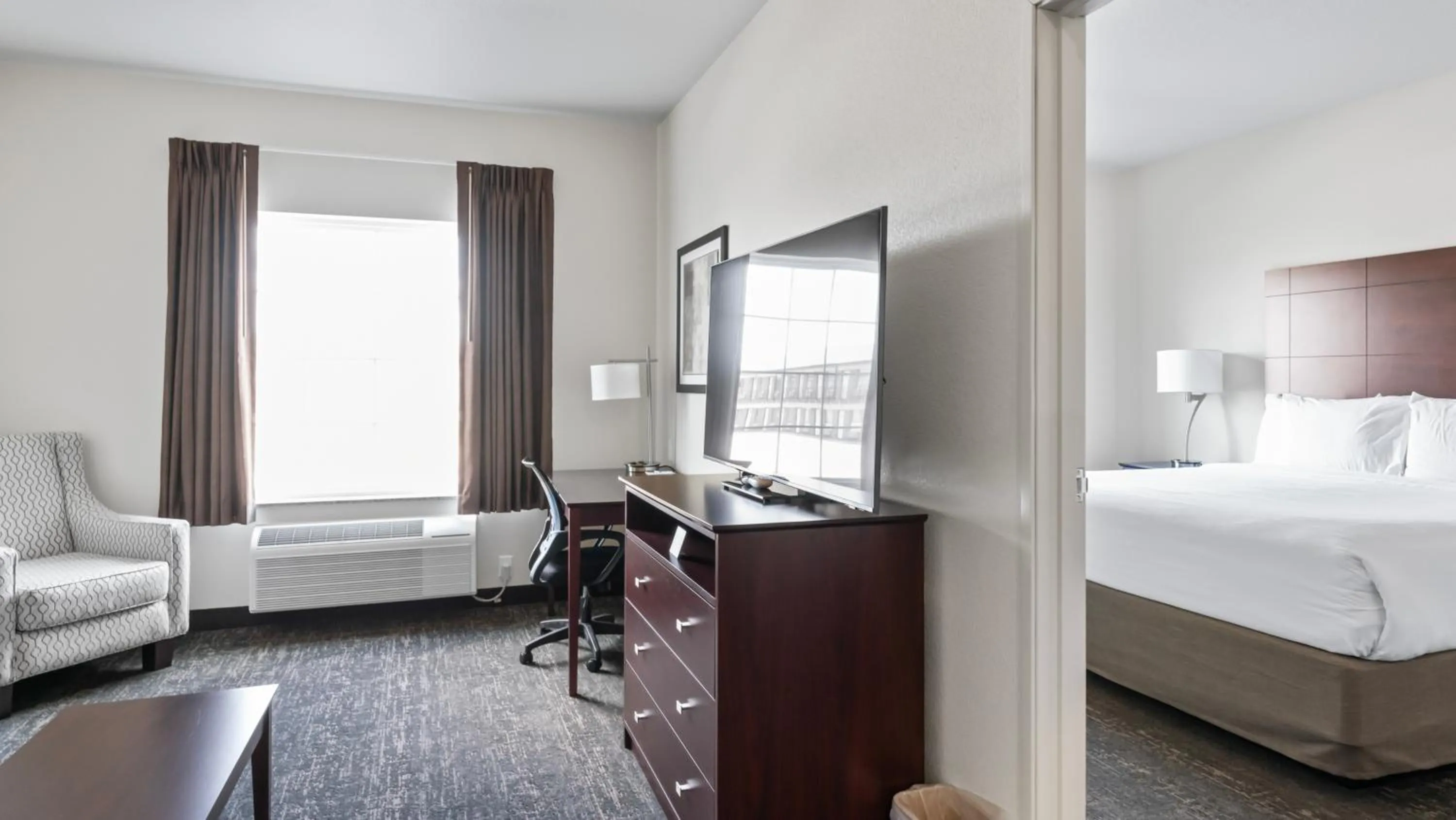 Bedroom, Bed in Cobblestone Inn & Suites - Julesburg