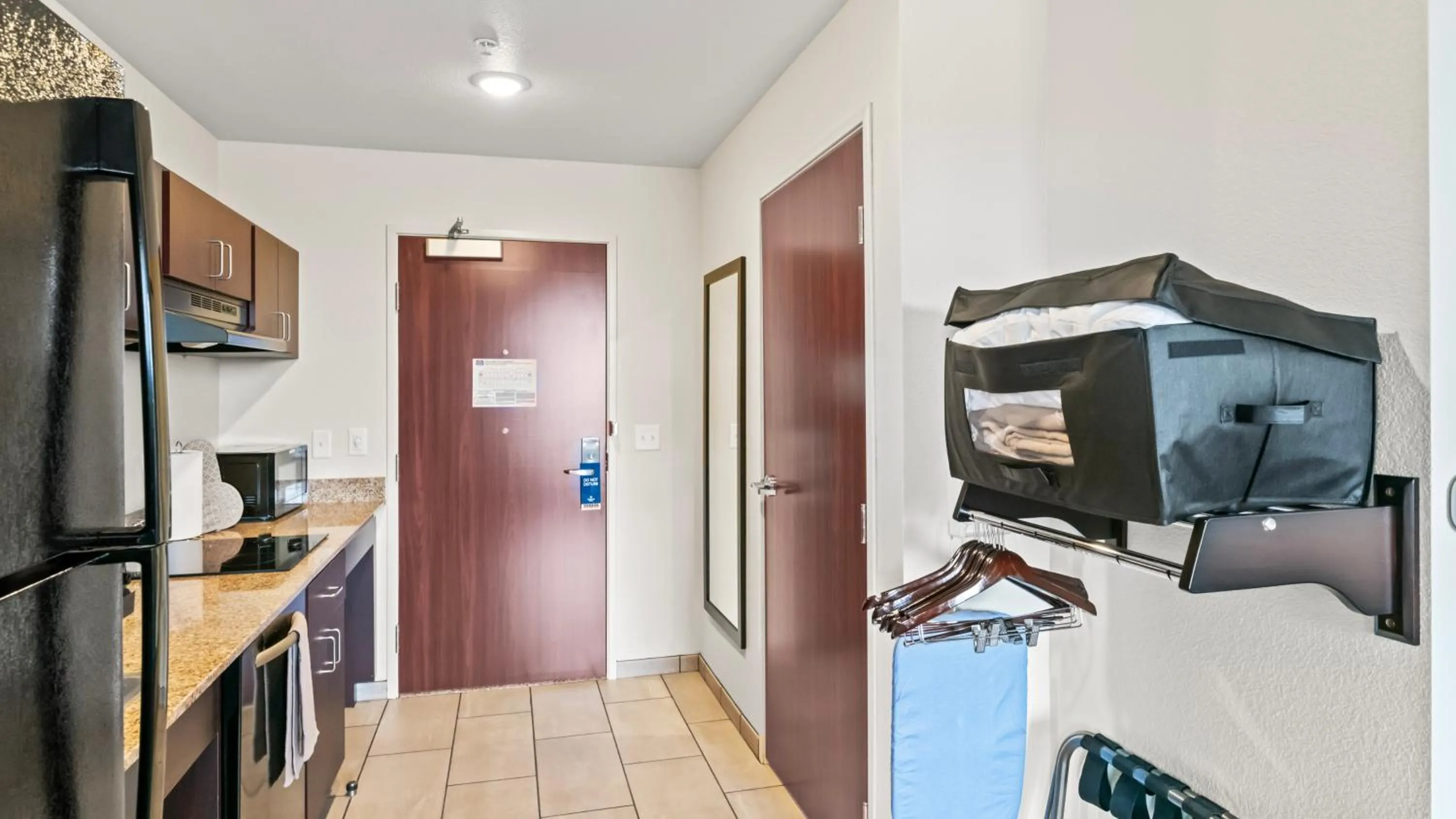 Kitchen or kitchenette in Cobblestone Inn & Suites - Julesburg