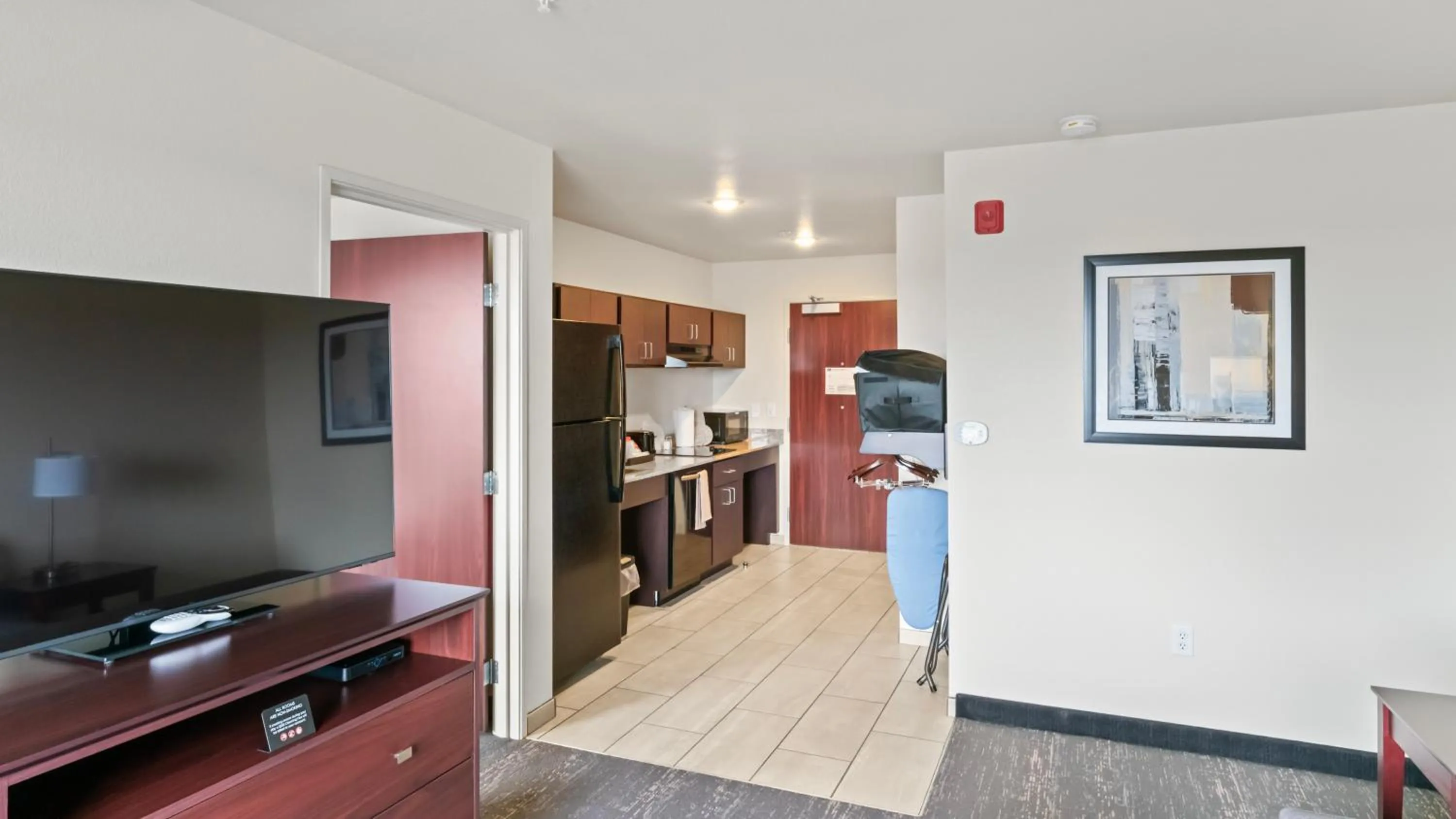 Kitchen or kitchenette in Cobblestone Inn & Suites - Julesburg