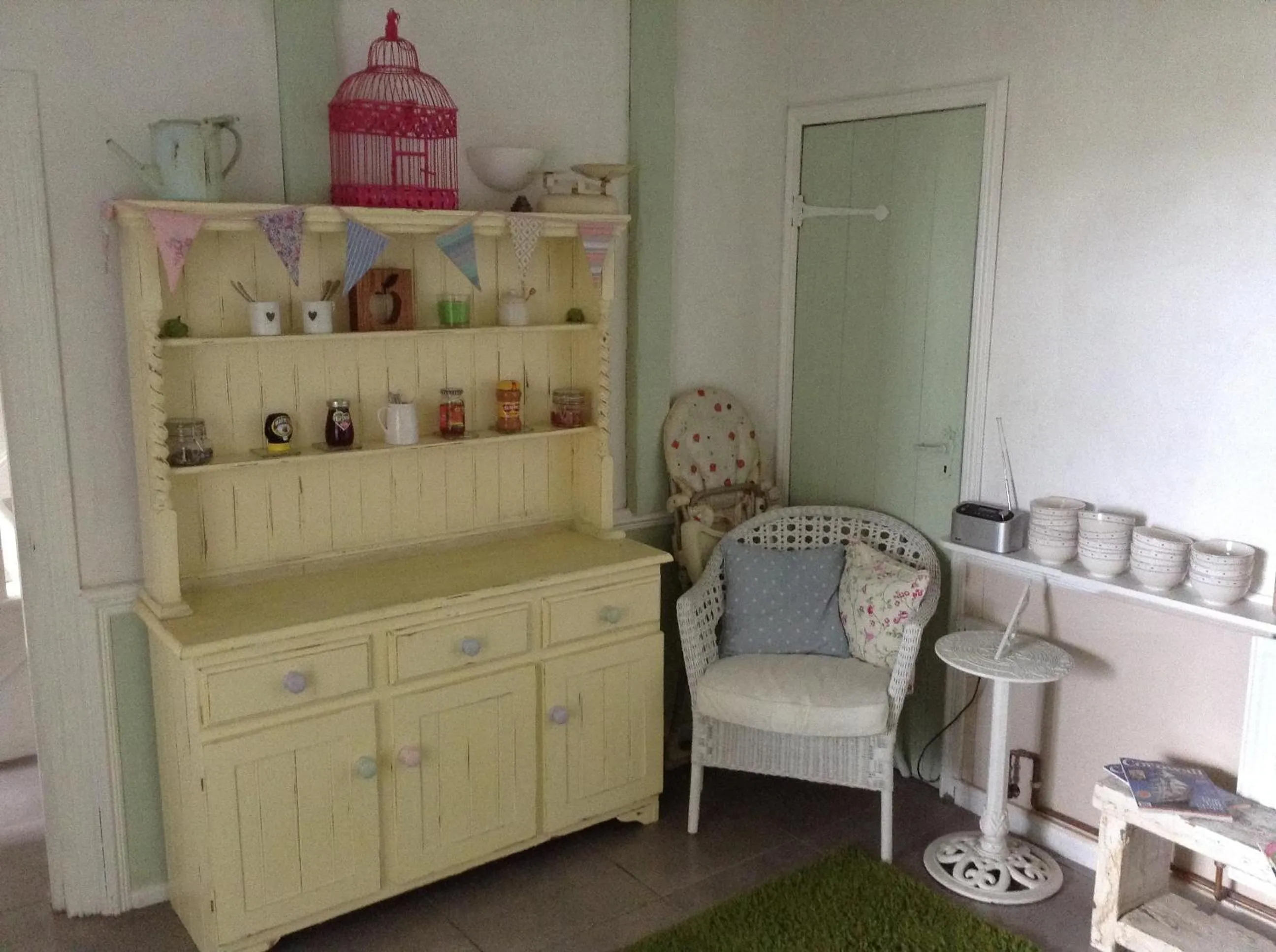 Dining area in Green Apple Bed and Breakfast