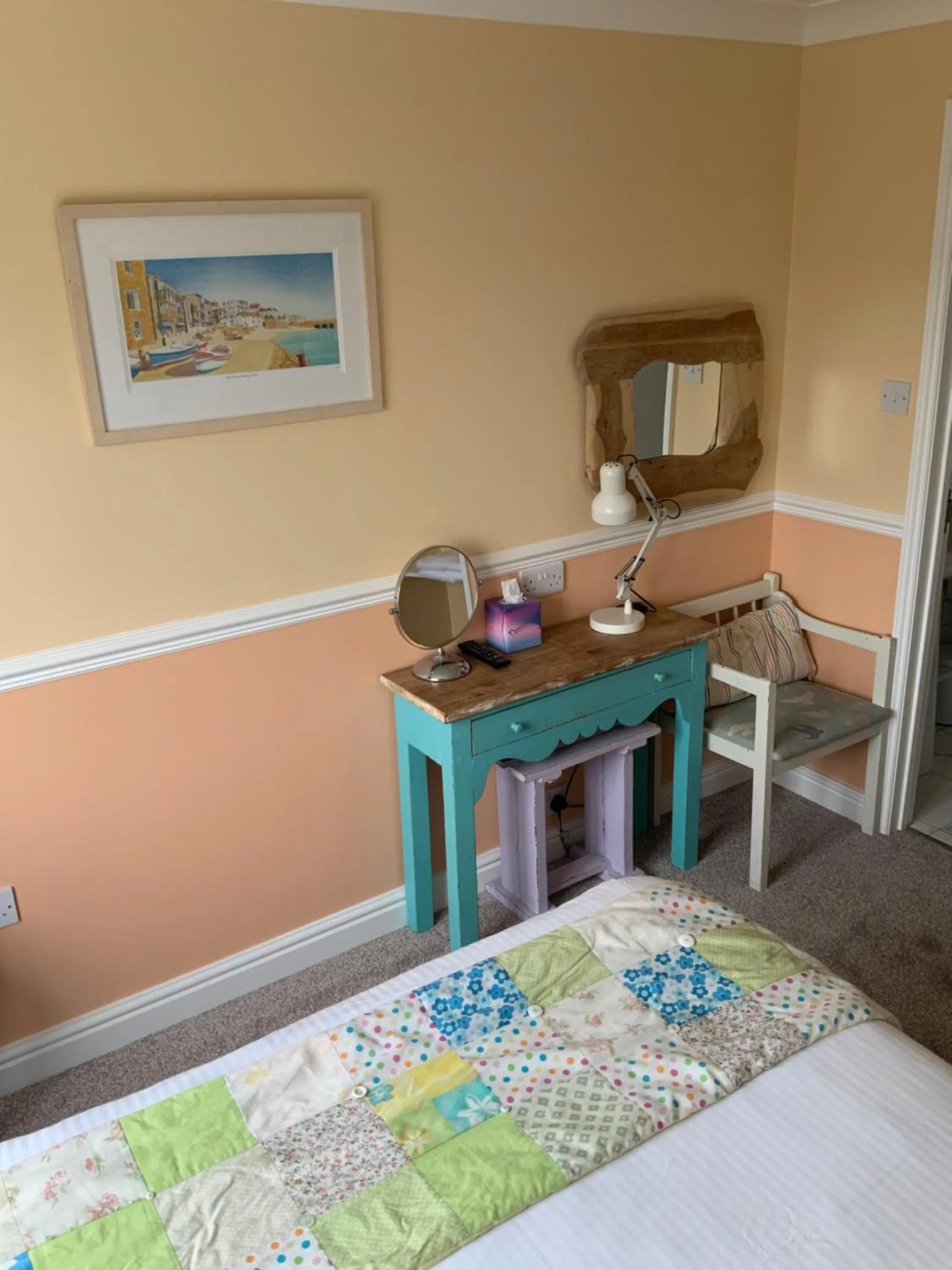 Bedroom, Bed in Green Apple Bed and Breakfast