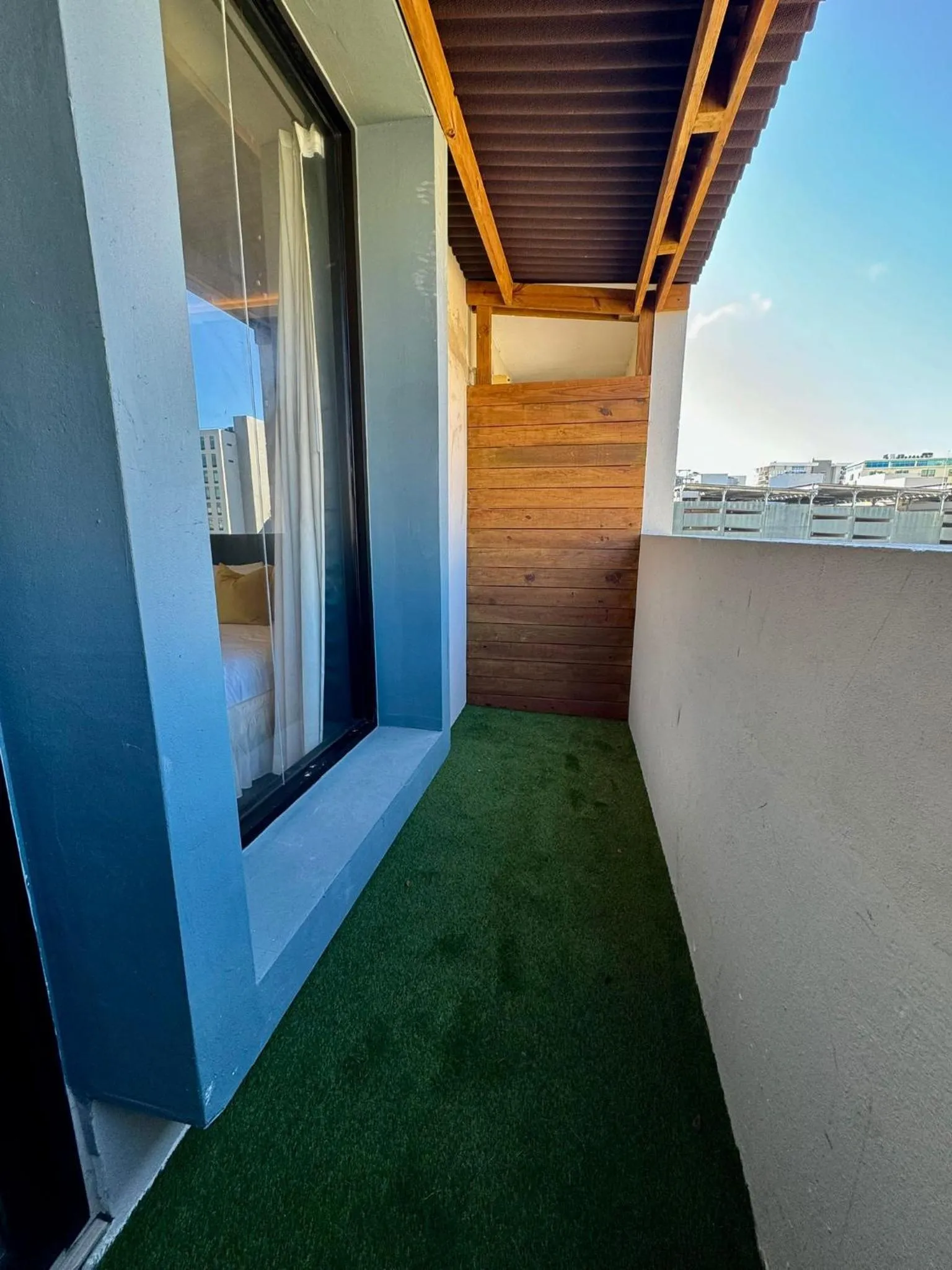 Balcony/Terrace in Metro Art Hotel