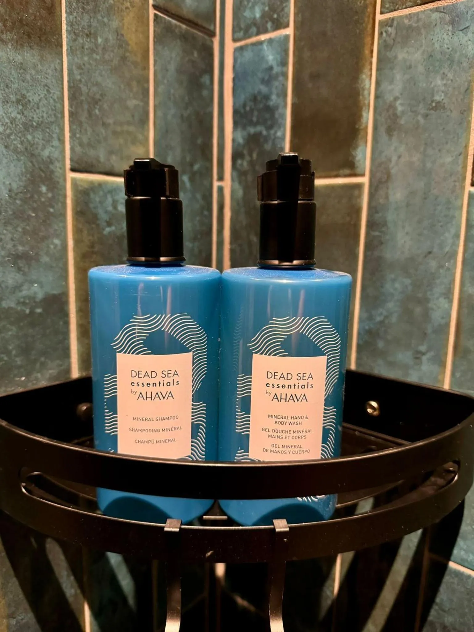 Toilet in Metro Art Hotel