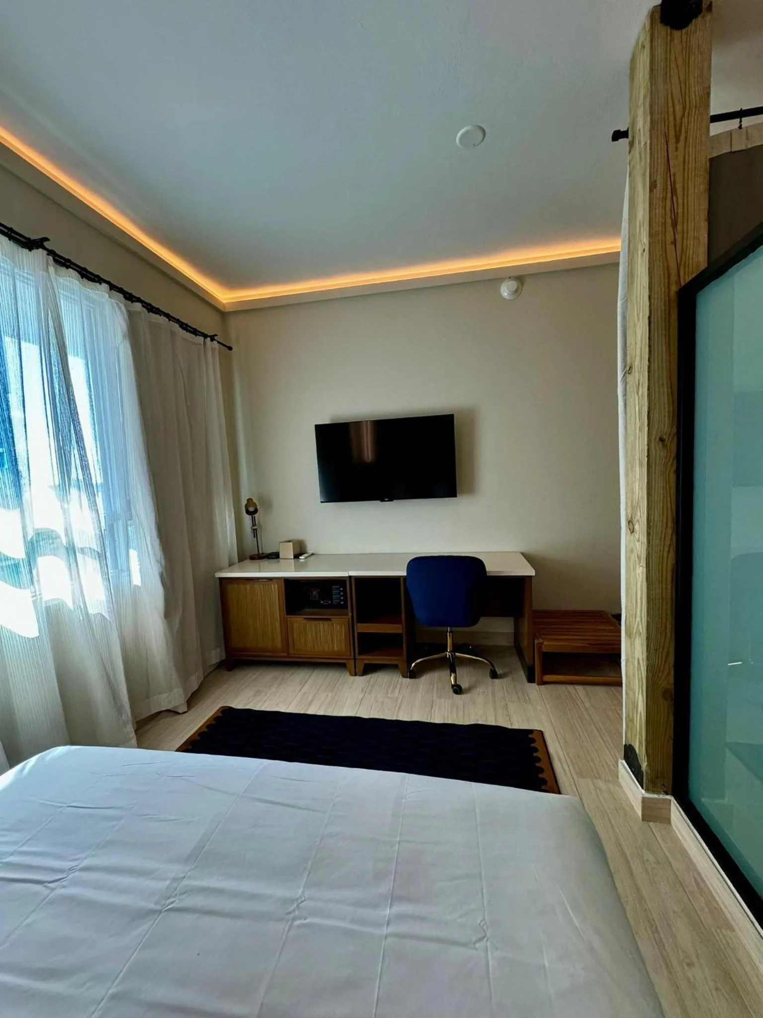 Bedroom, Bed in Metro Art Hotel