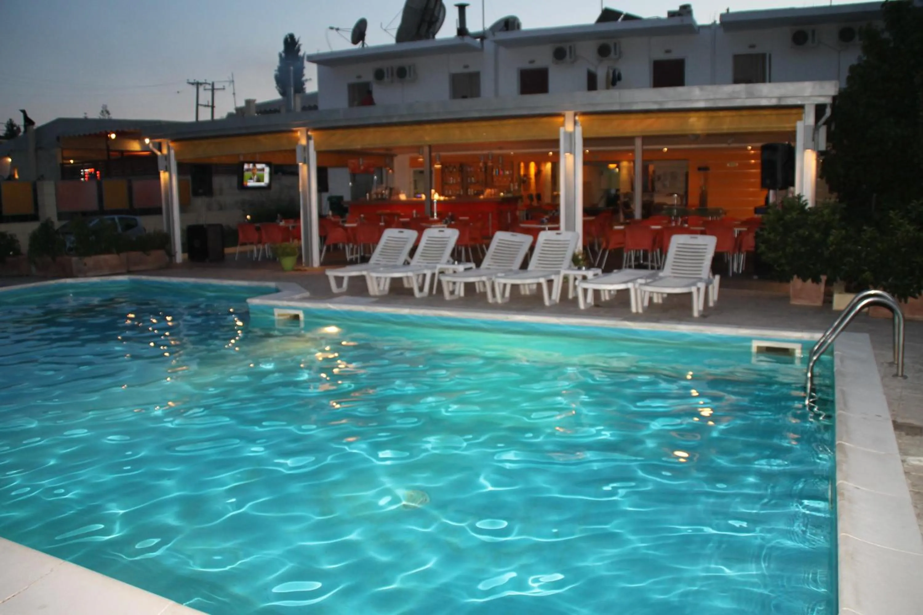 Kavos Central Gardens