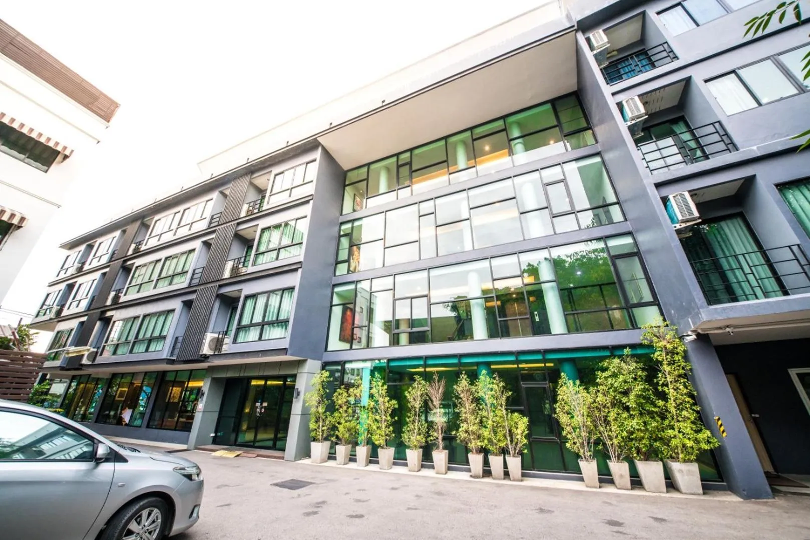 Jira Boutique Residence