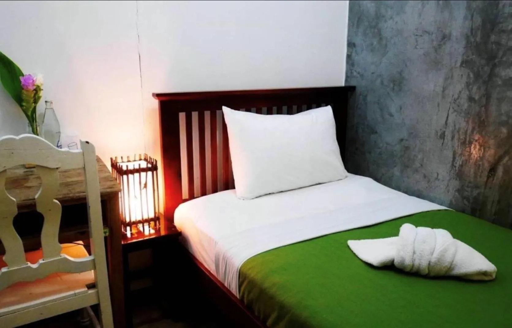 Bedroom, Bed in Lanna Hostel