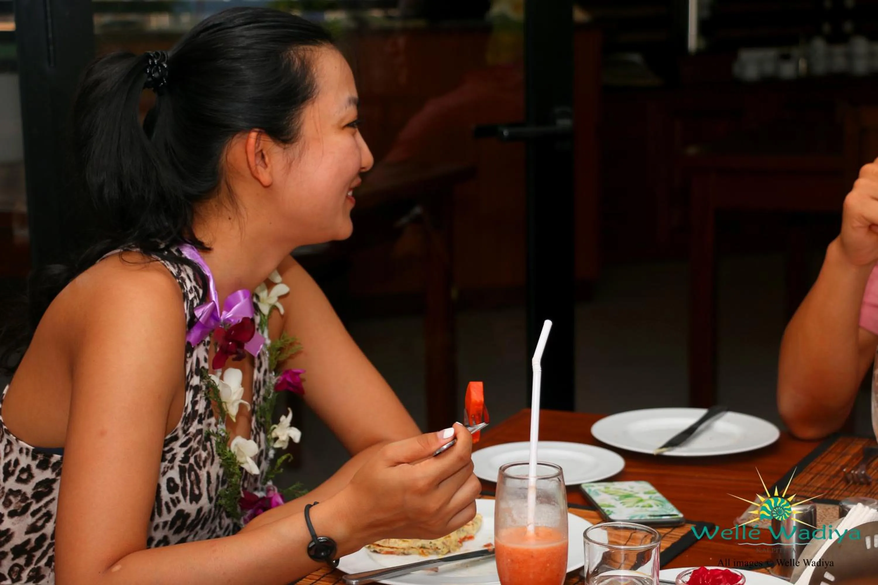 Restaurant/places to eat in Wellé Wadiya Beach Villa