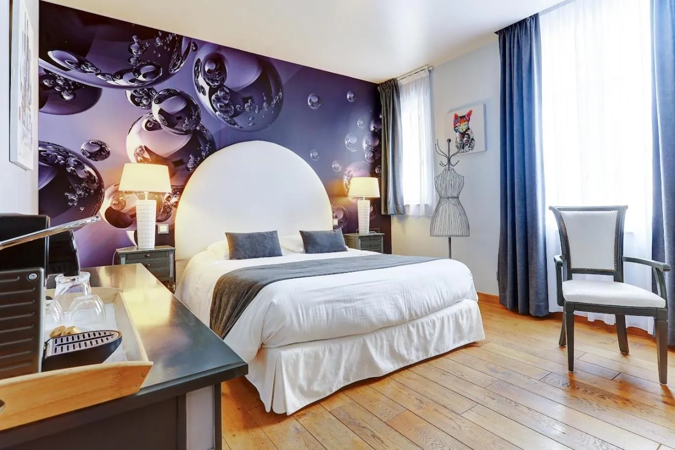 Bed in Champagne Domaine Sacret - AY