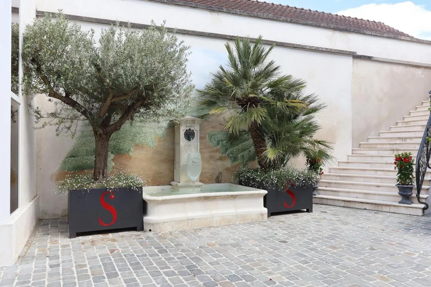 Balcony/Terrace in Champagne Domaine Sacret - AY