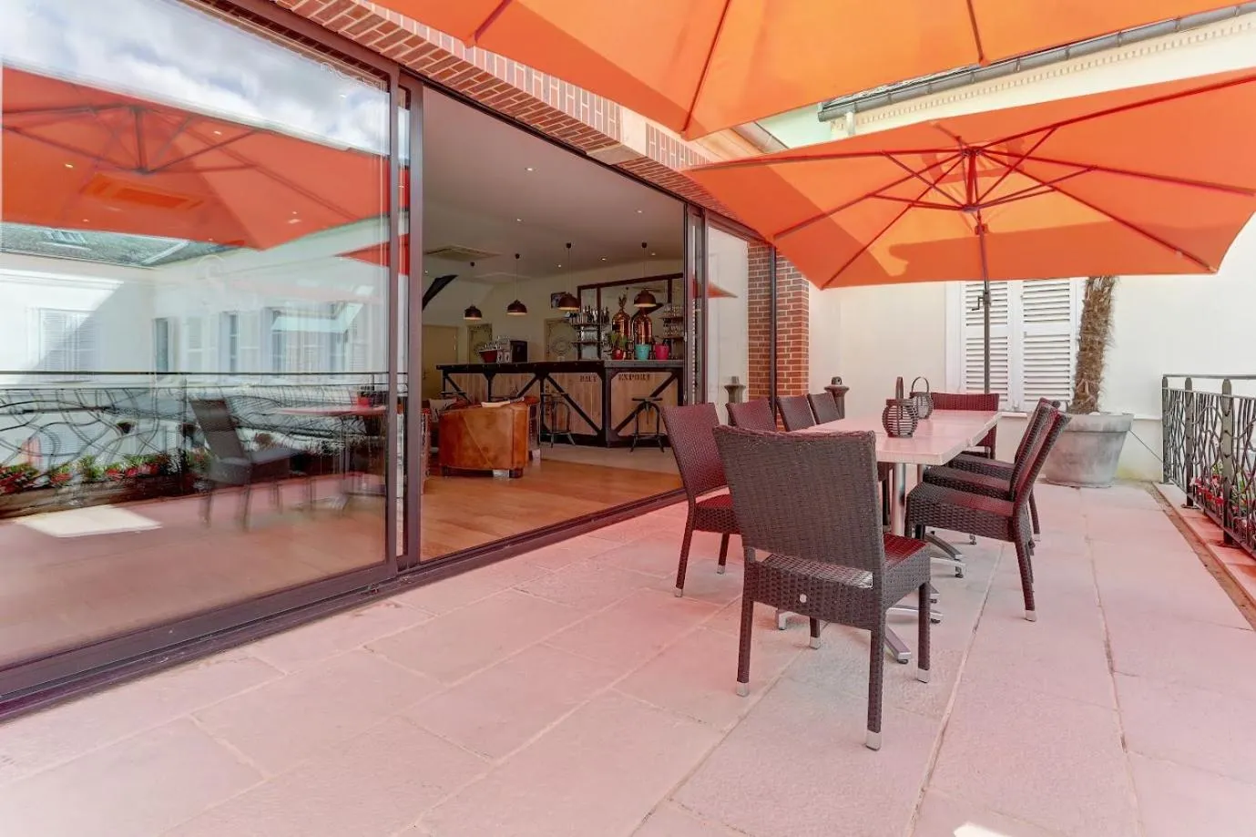 Balcony/Terrace in Champagne Domaine Sacret - AY