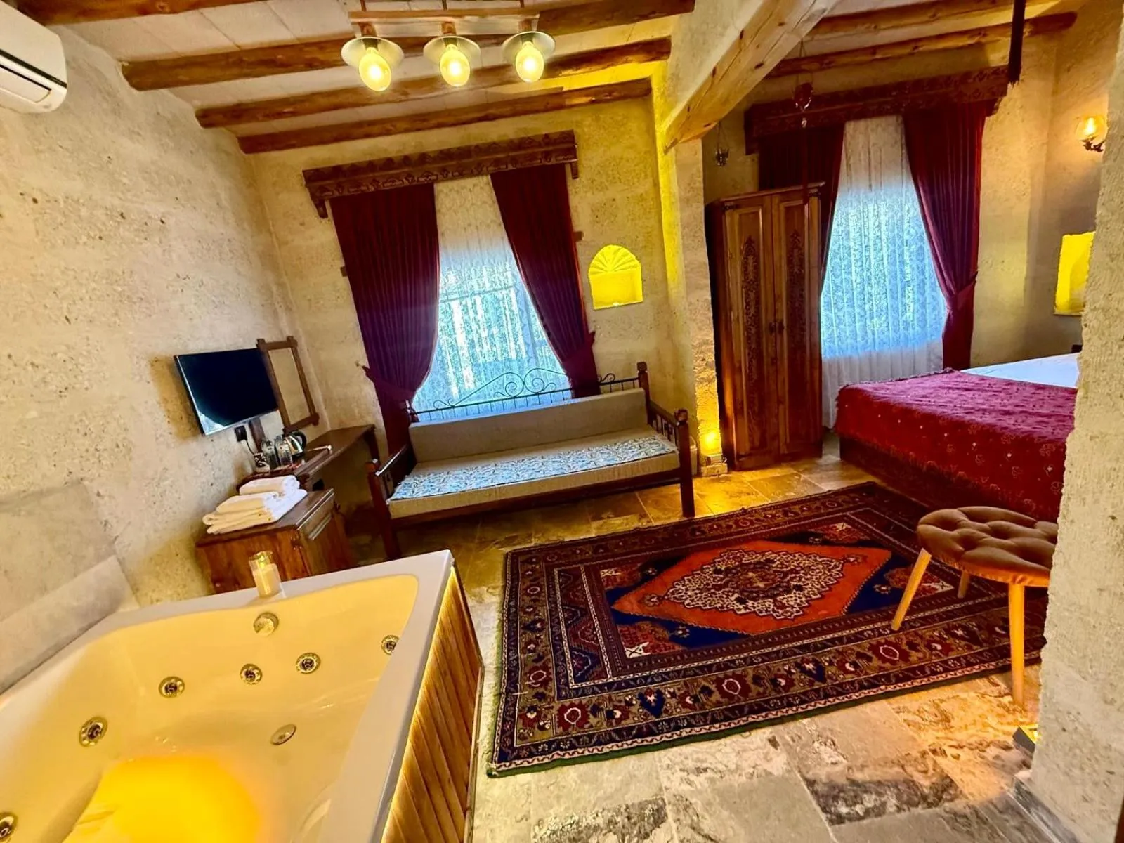 Bed in Avanos Suites