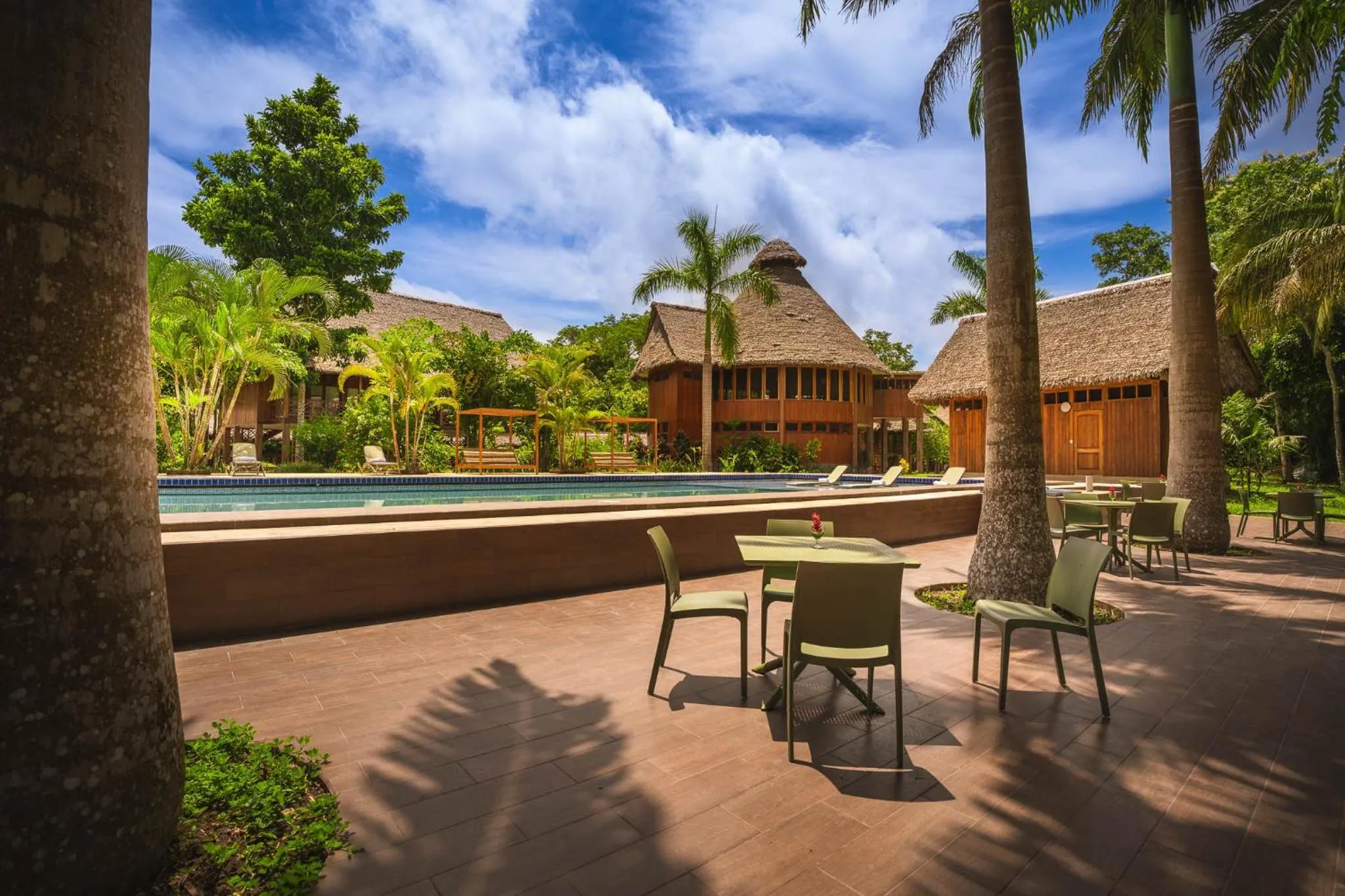 Swimming pool in IKAM Riverview Amazon Lodge - Asociado Casa Andina