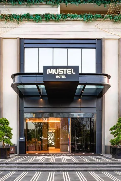 Property building in MUSTEL Hotel Guangzhou Nansha