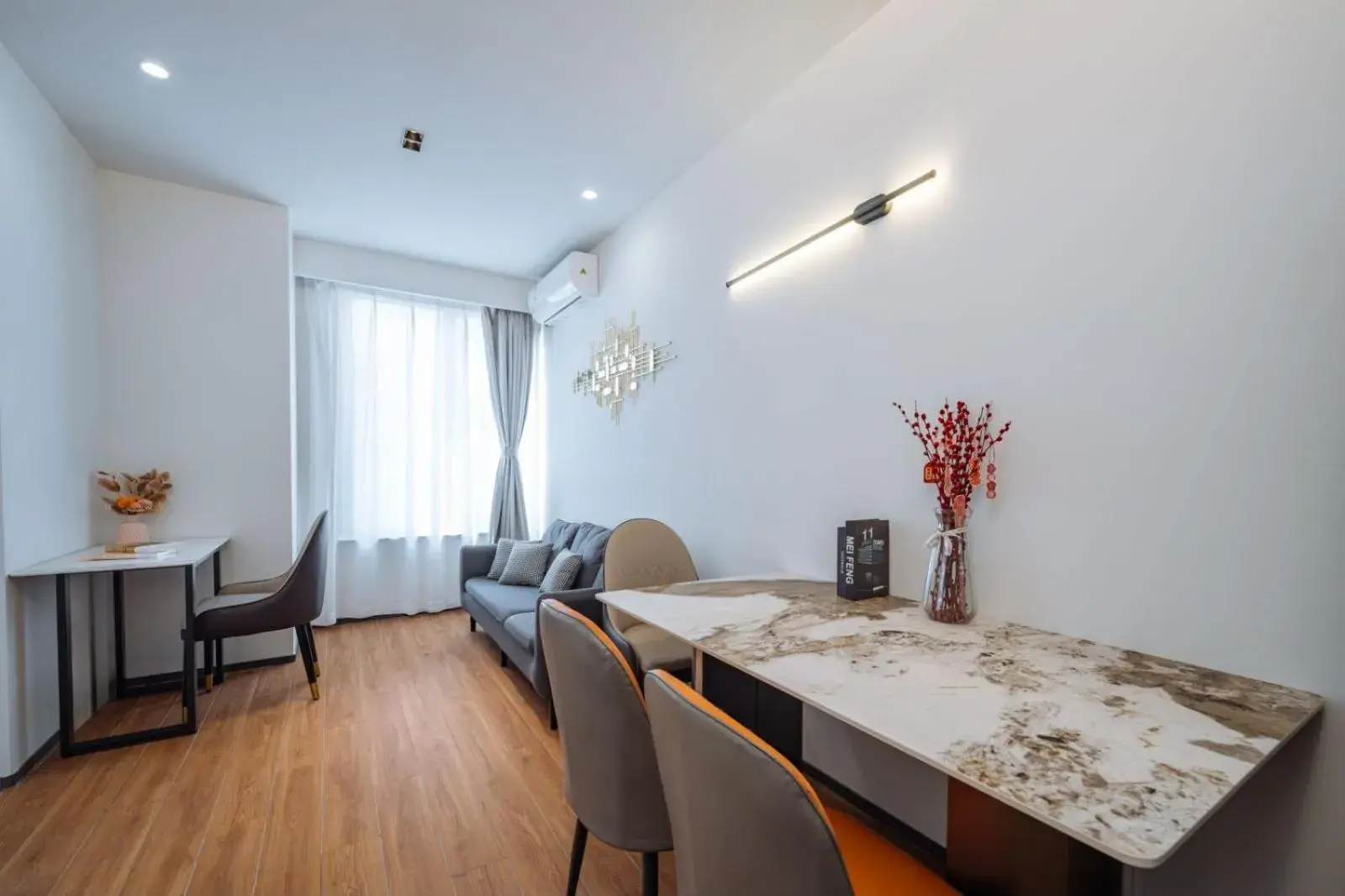 Deluxe Suite in Ketangjian Hotel -Shanghai Railway Station Baoshan Road Subway Station Deluxe Suite in Ketangjian Hotel -Shanghai Railway Station Baoshan Road Subway Station