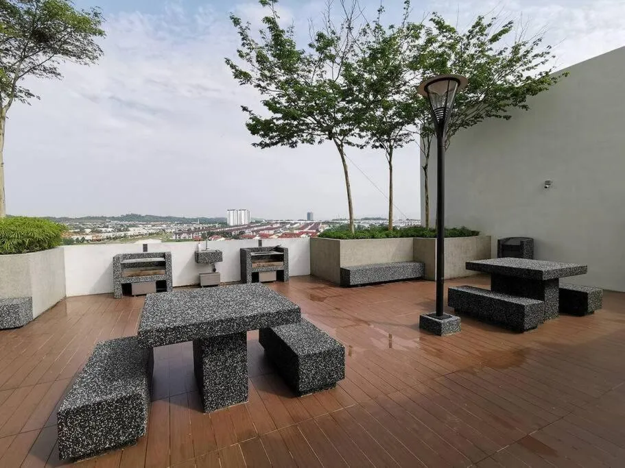 Skyview 0505 6Pax Aeon Lego netlflix 100mbps STAY